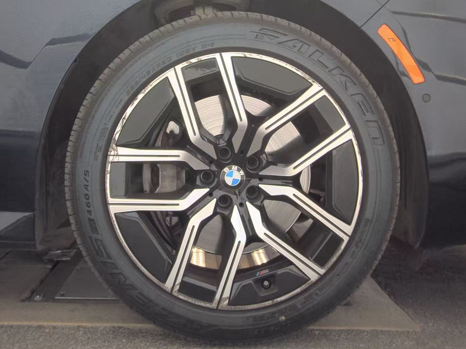 2025 BMW 7 Series 740i xDrive AWD
