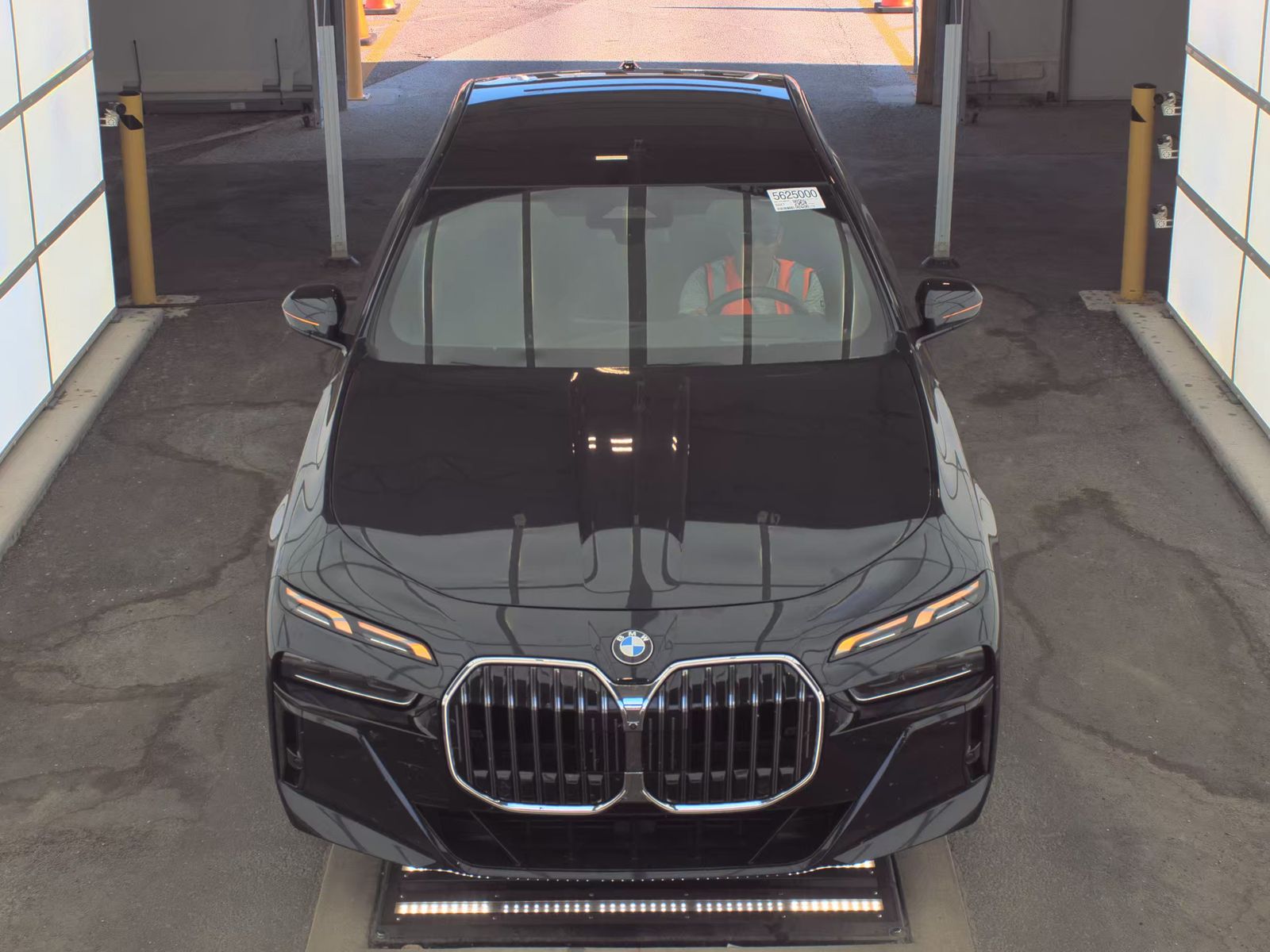 2025 BMW 7 Series 740i xDrive AWD