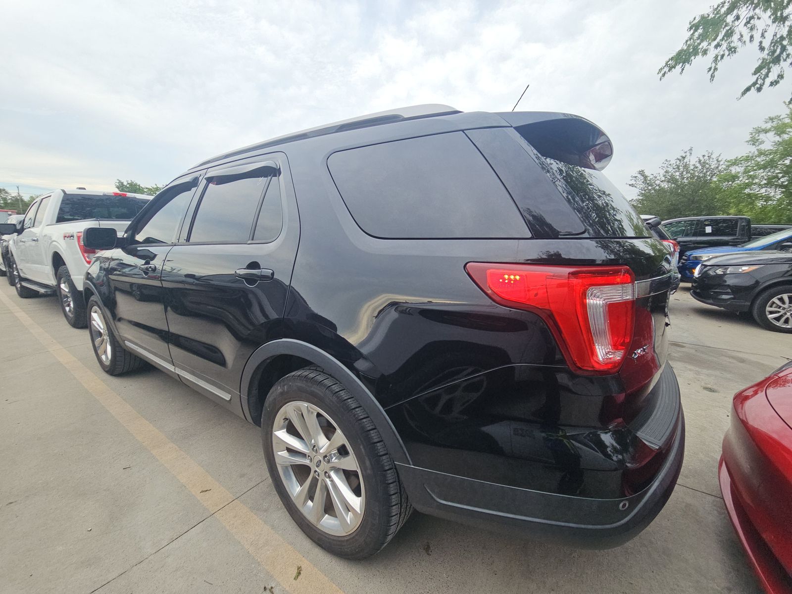 FORD EXPLORER - 7