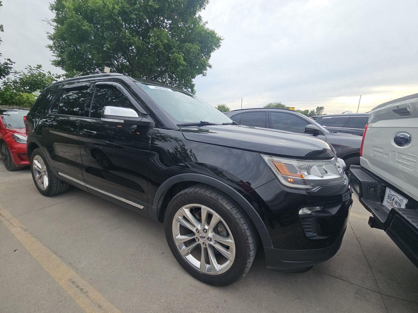 FORD EXPLORER - 4