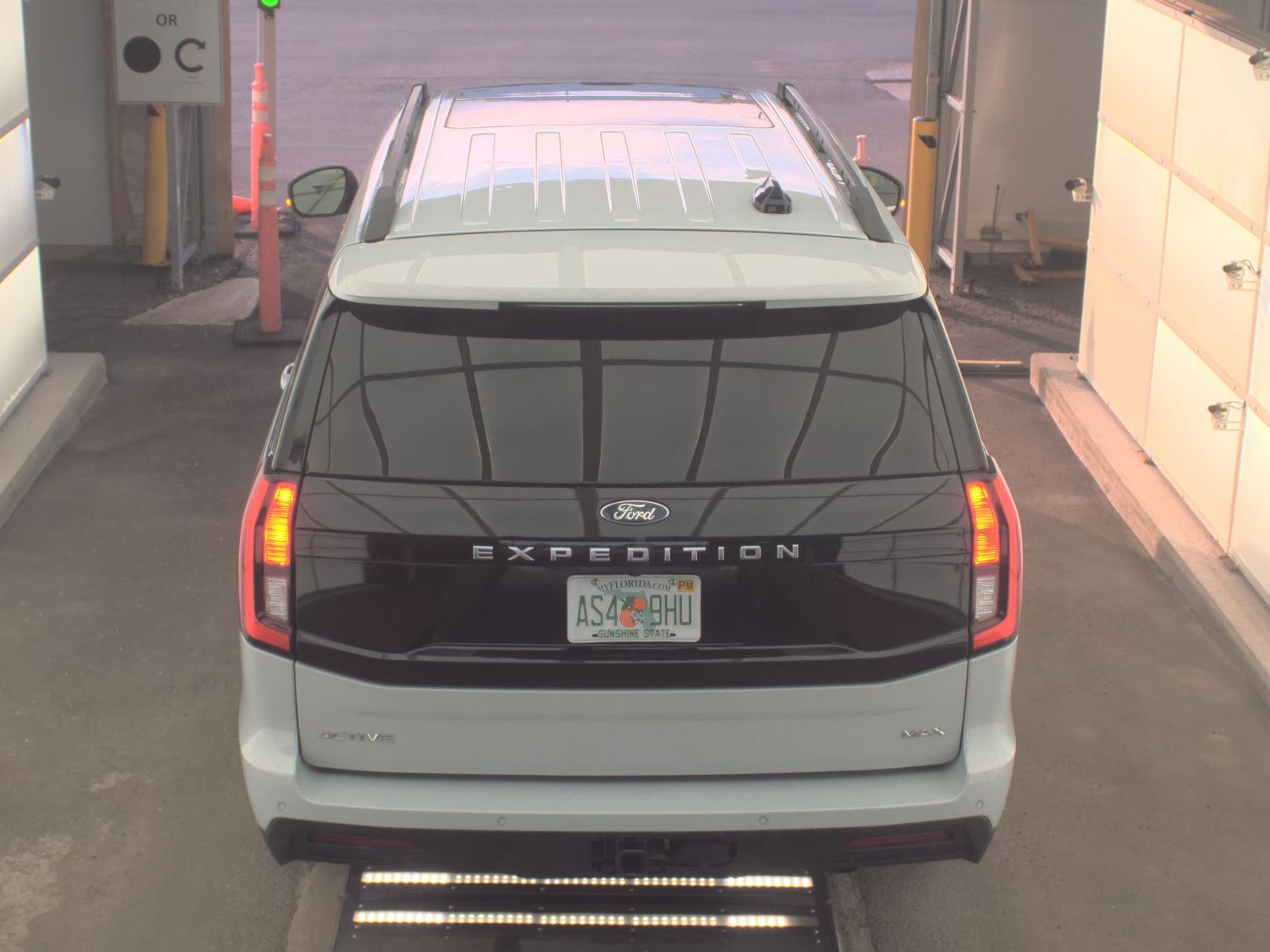 FORD EXPEDITION MAX - 7