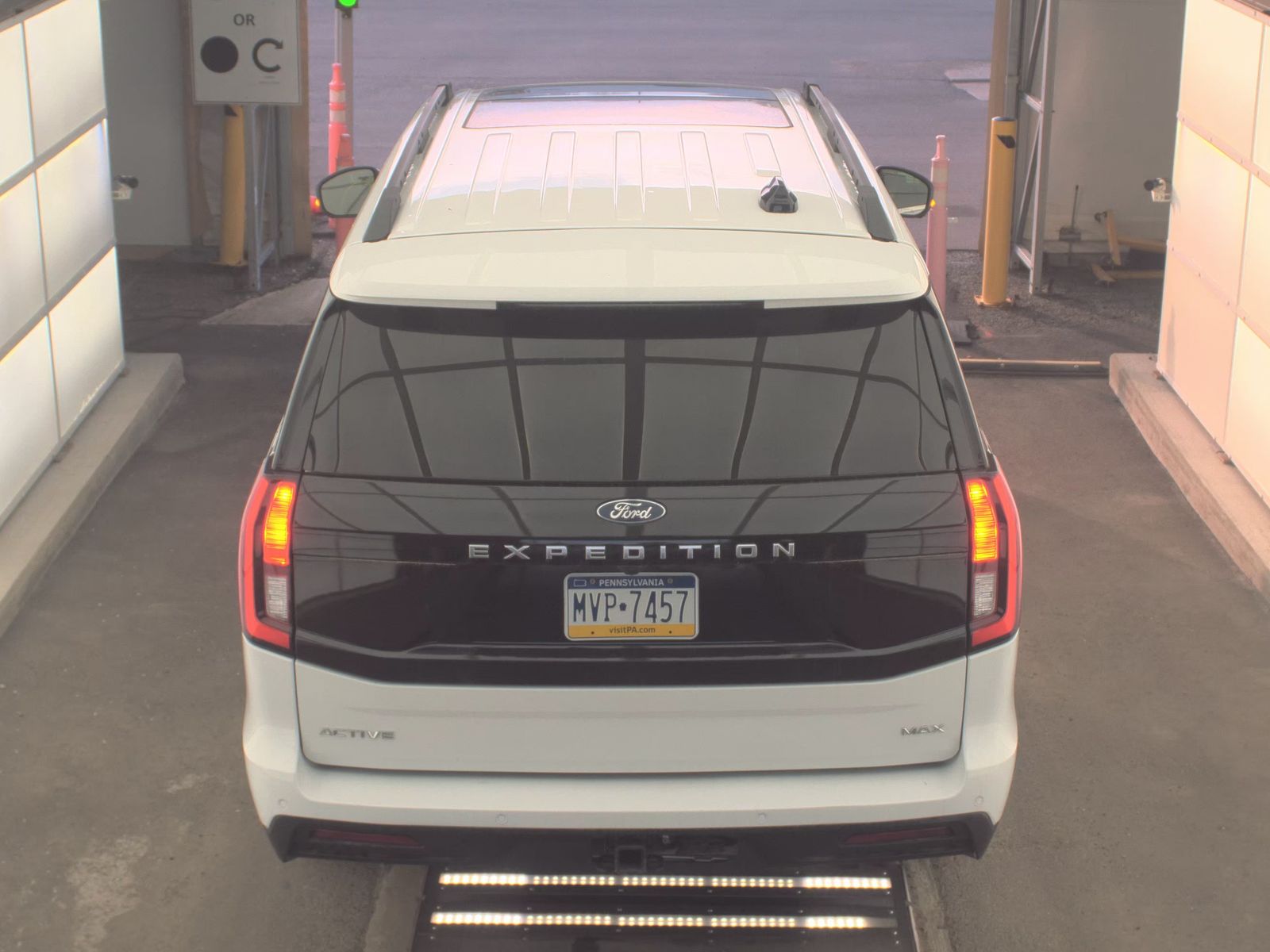 FORD EXPEDITION MAX - 7