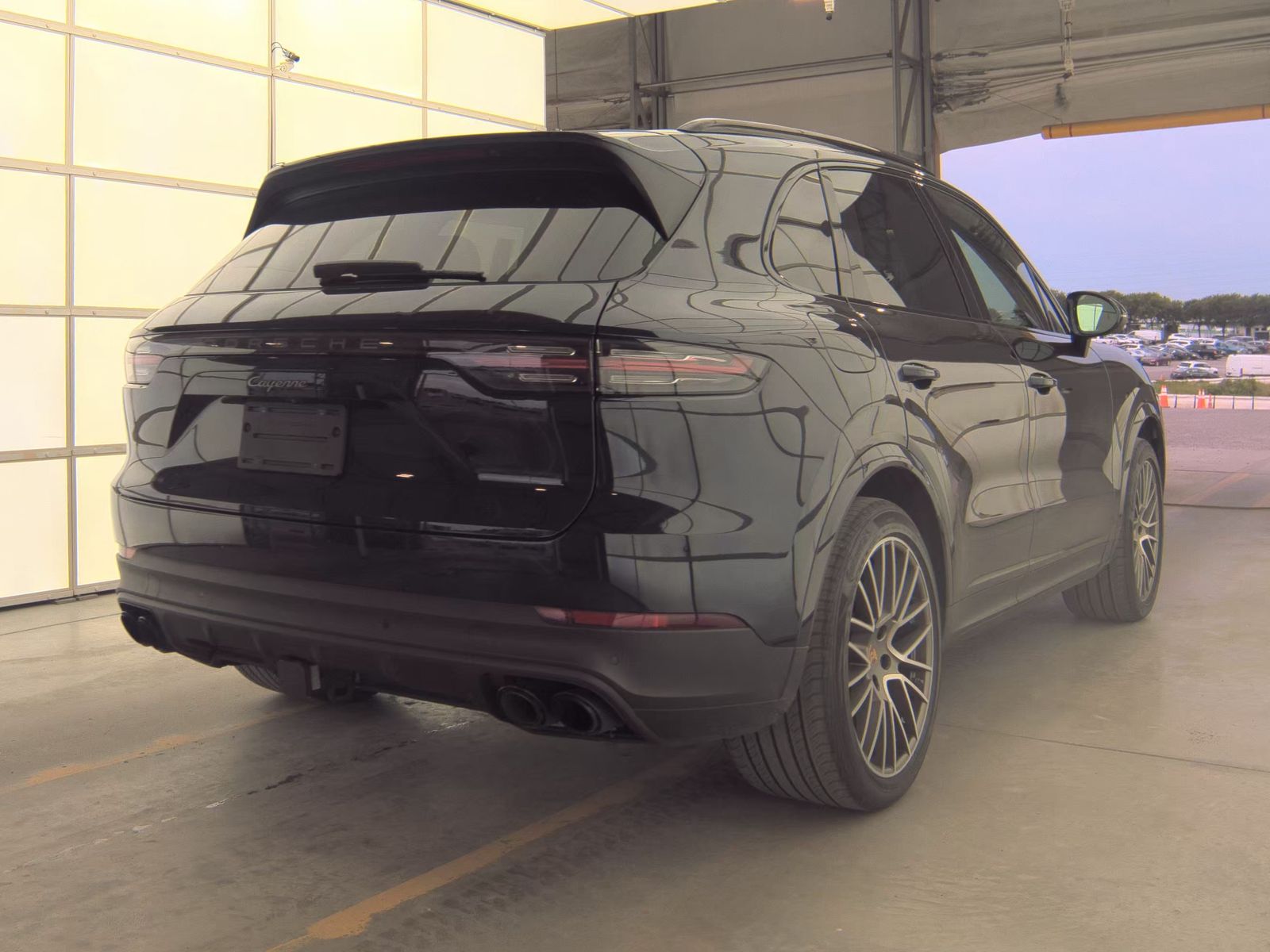 PORSCHE CAYENNE - 6
