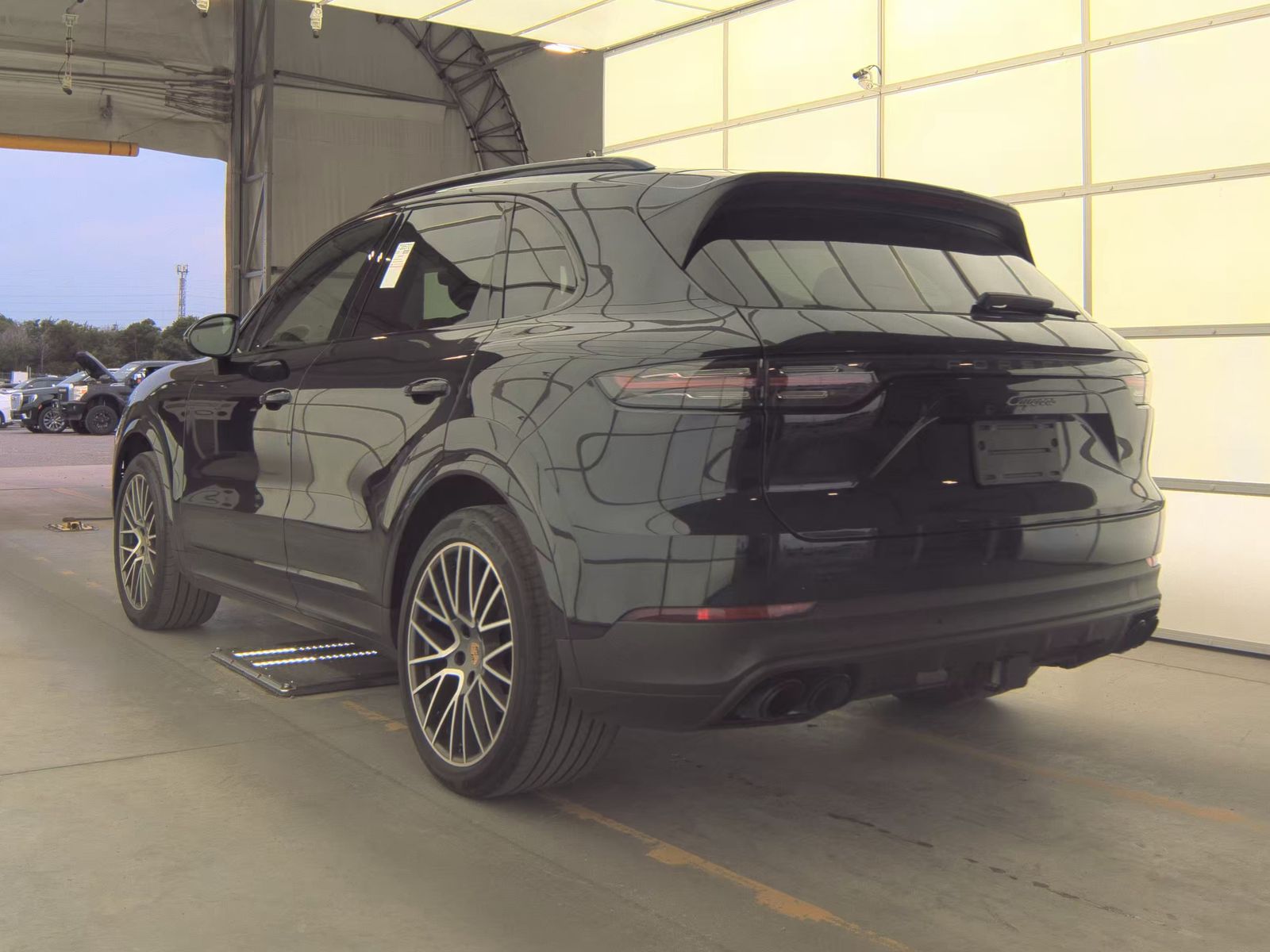PORSCHE CAYENNE - 9