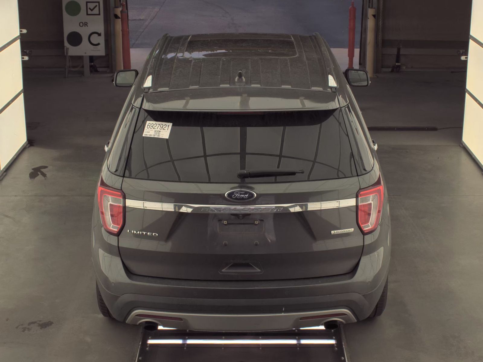 FORD EXPLORER - 7