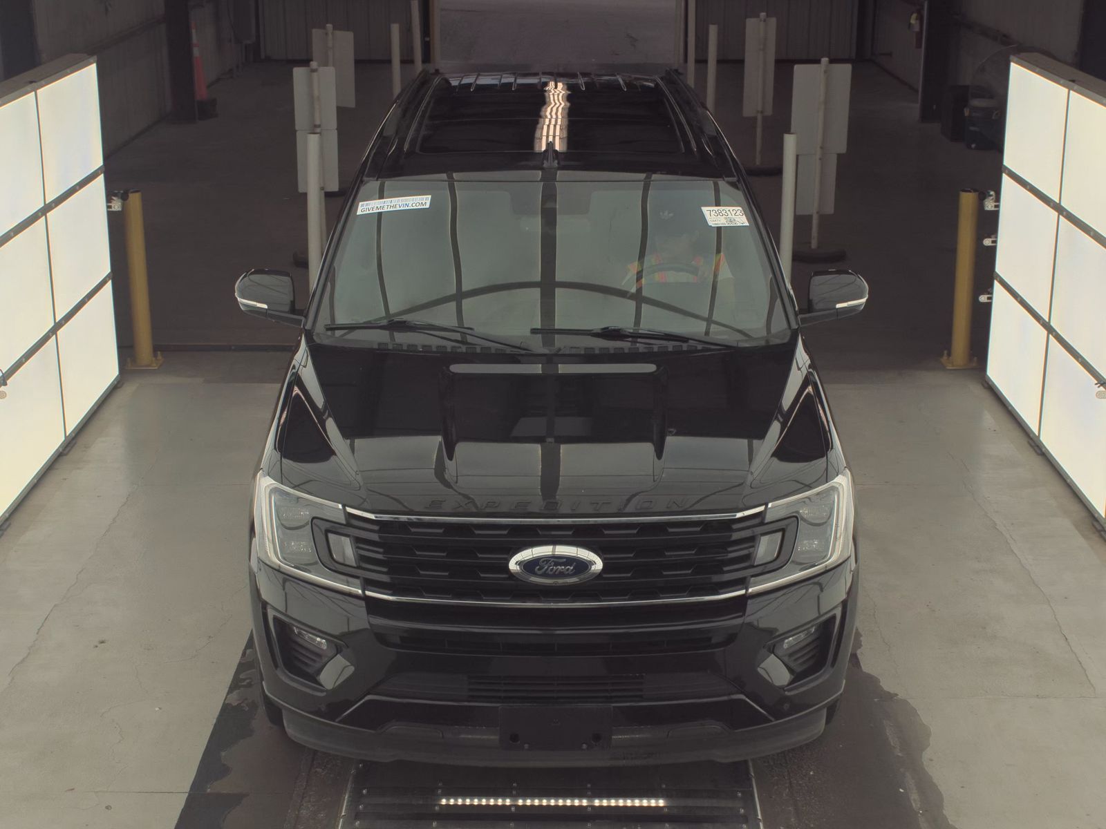 FORD EXPEDITION - 3