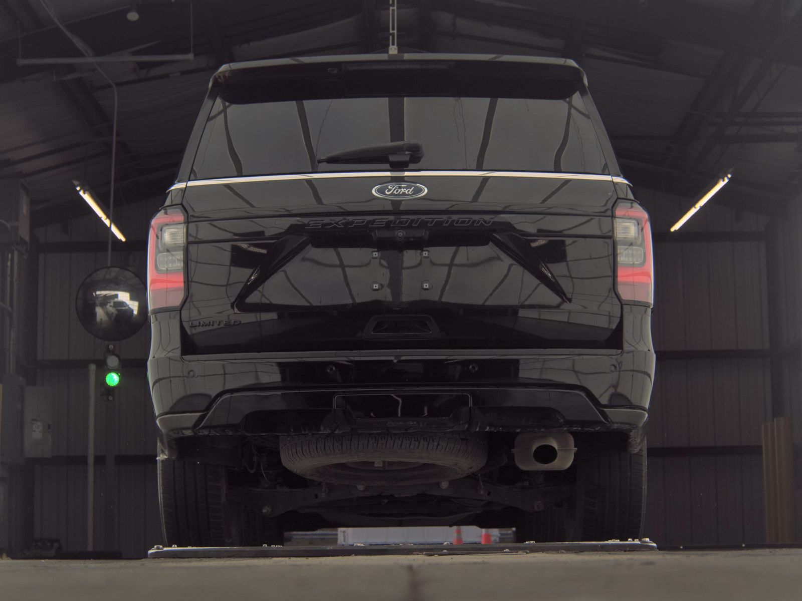 FORD EXPEDITION - 8