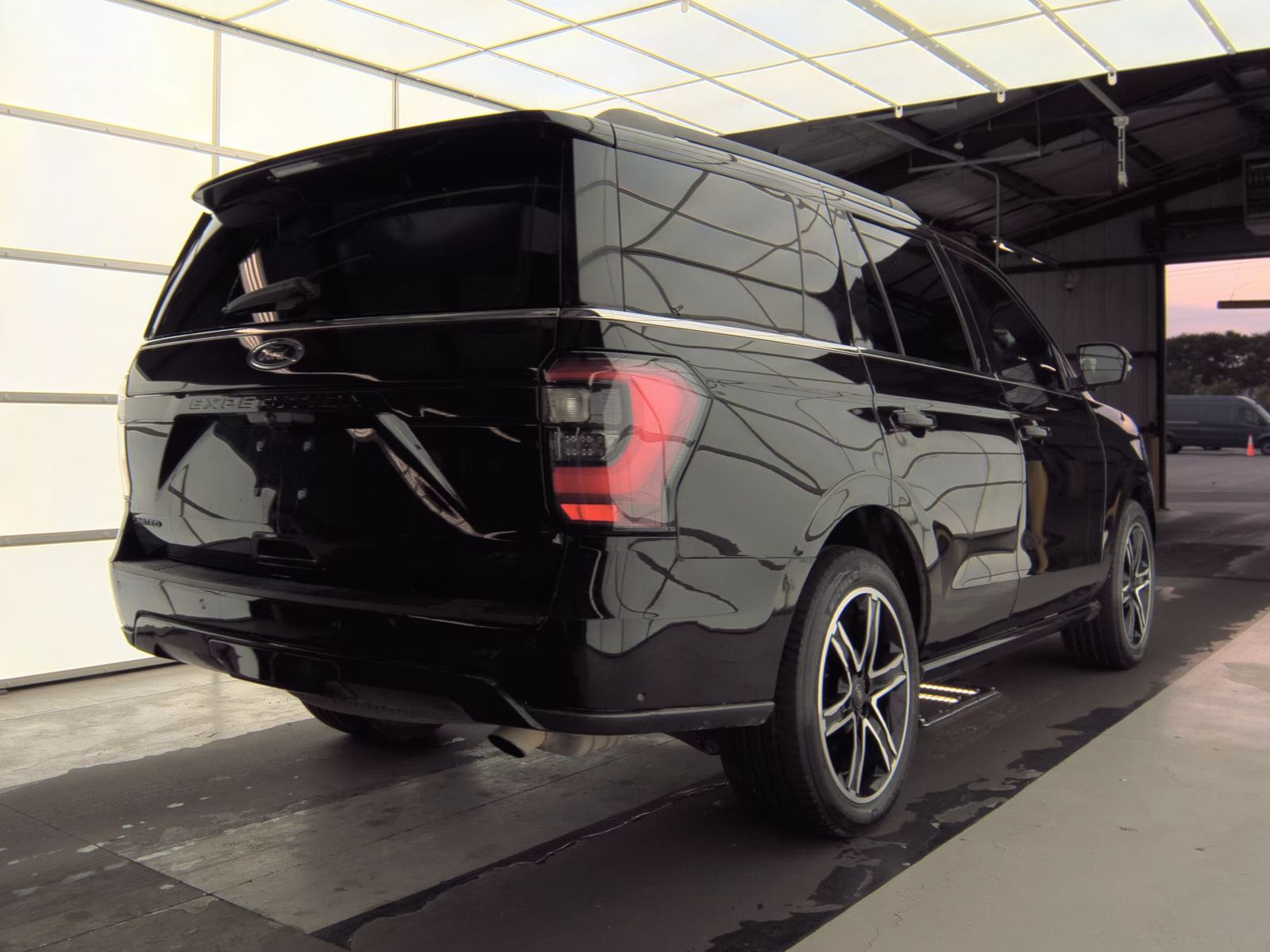 FORD EXPEDITION - 6
