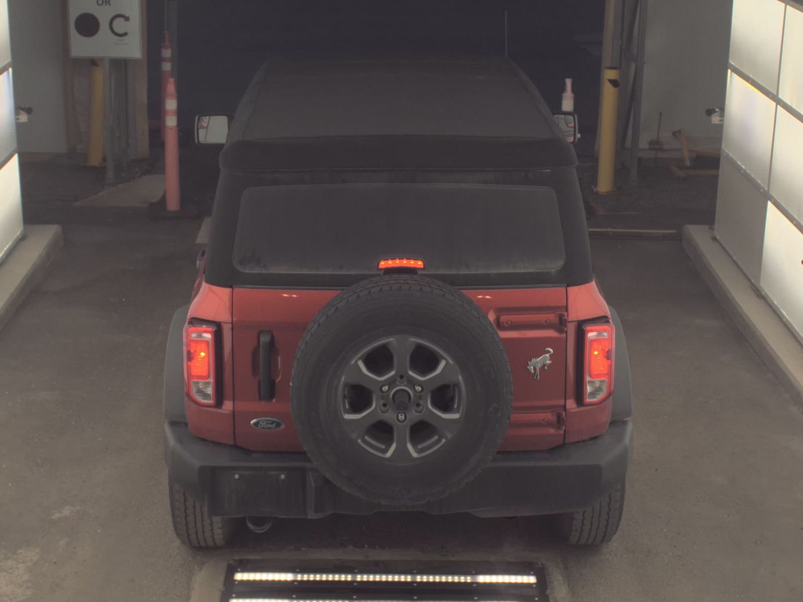 FORD BRONCO - 7
