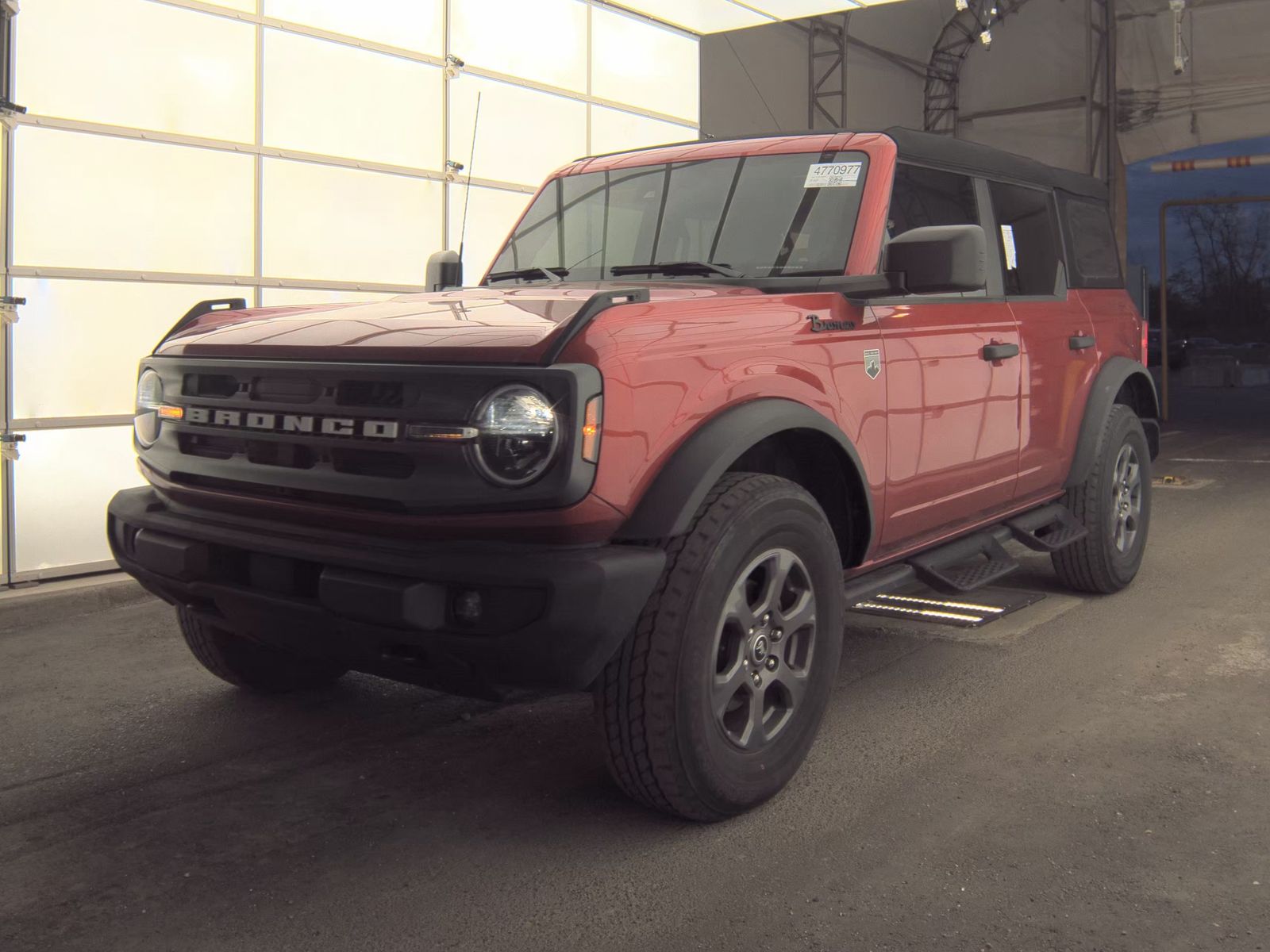FORD BRONCO - 1