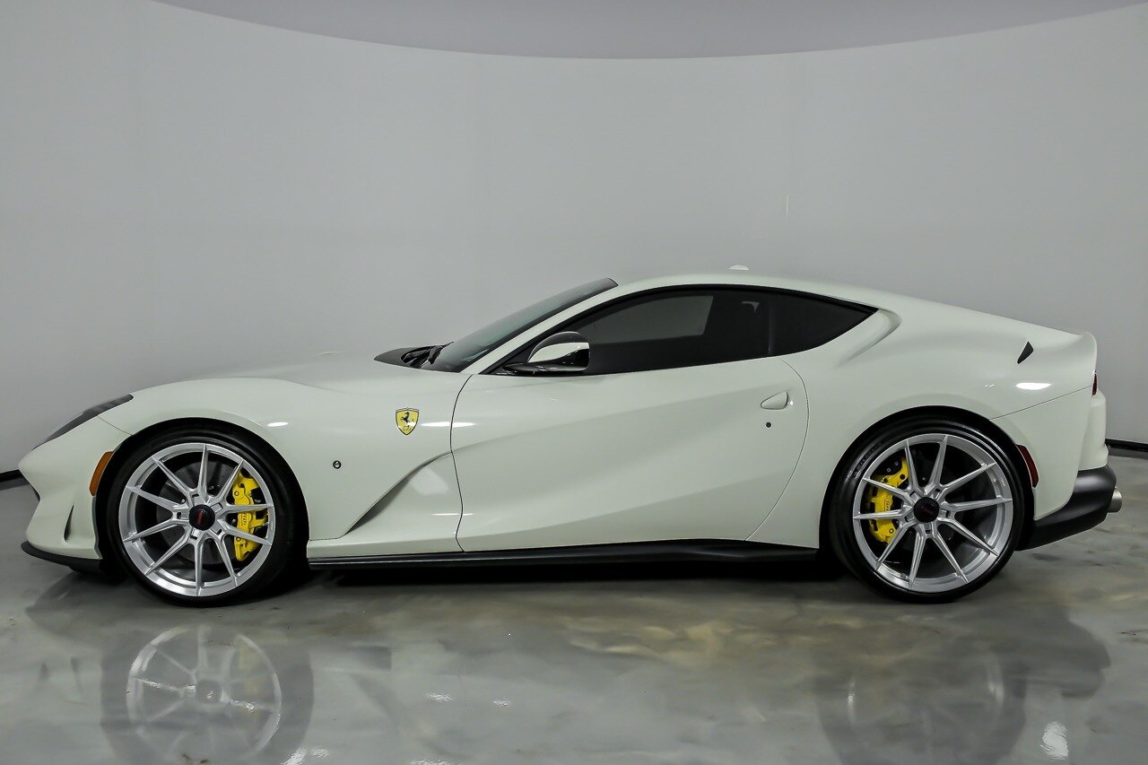 2018 Ferrari 812 Superfast RWD