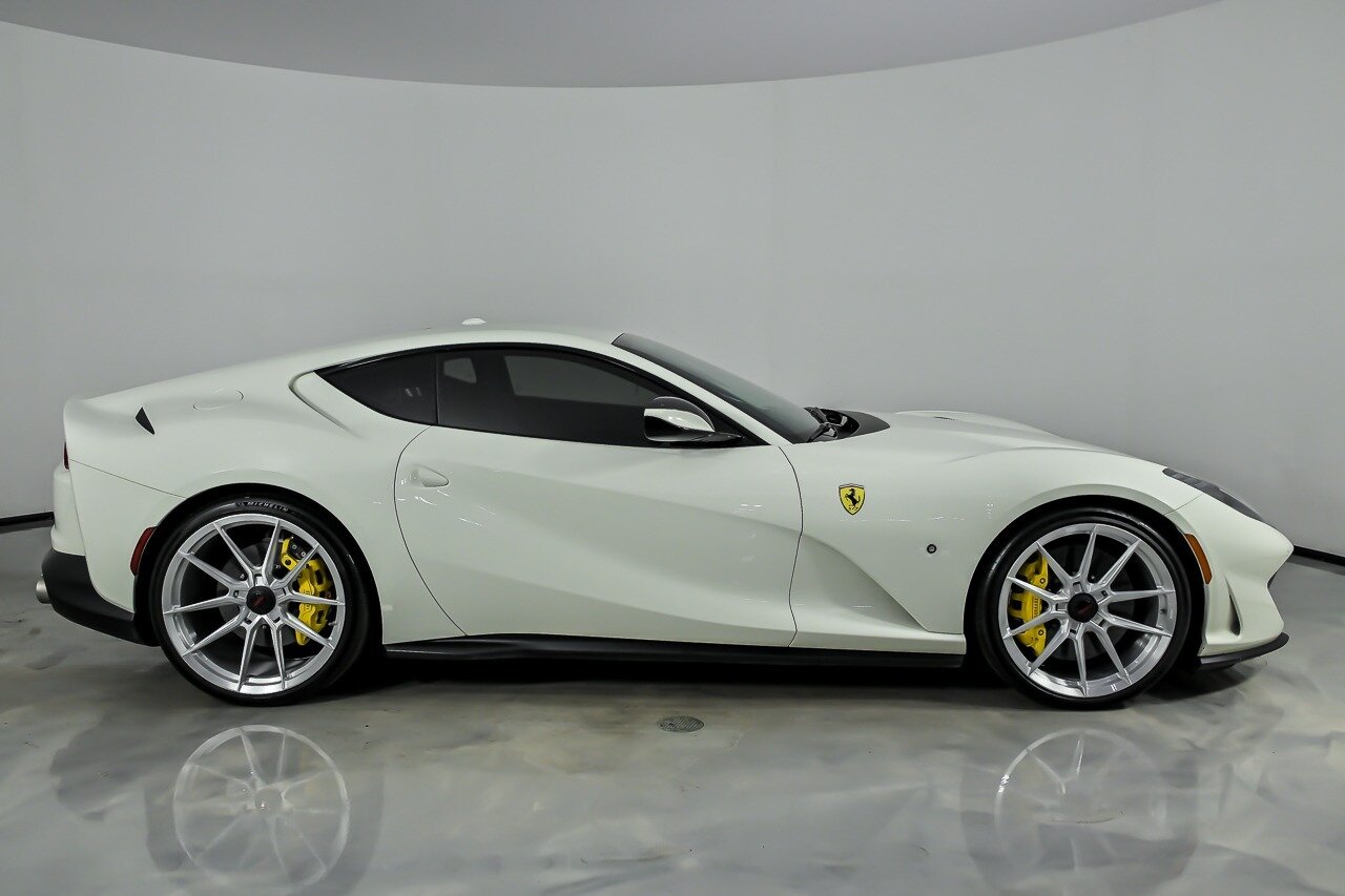 2018 Ferrari 812 Superfast RWD