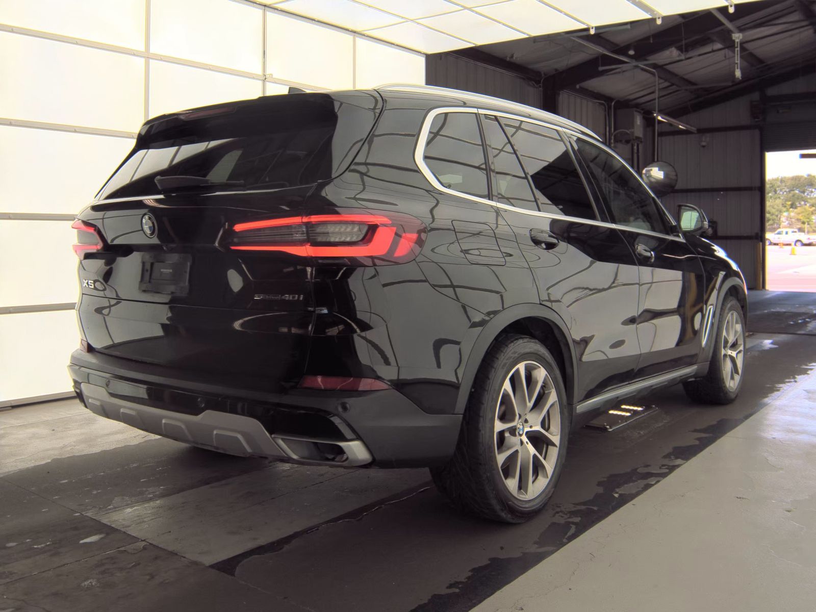 2021 BMW X5 sDrive40i RWD