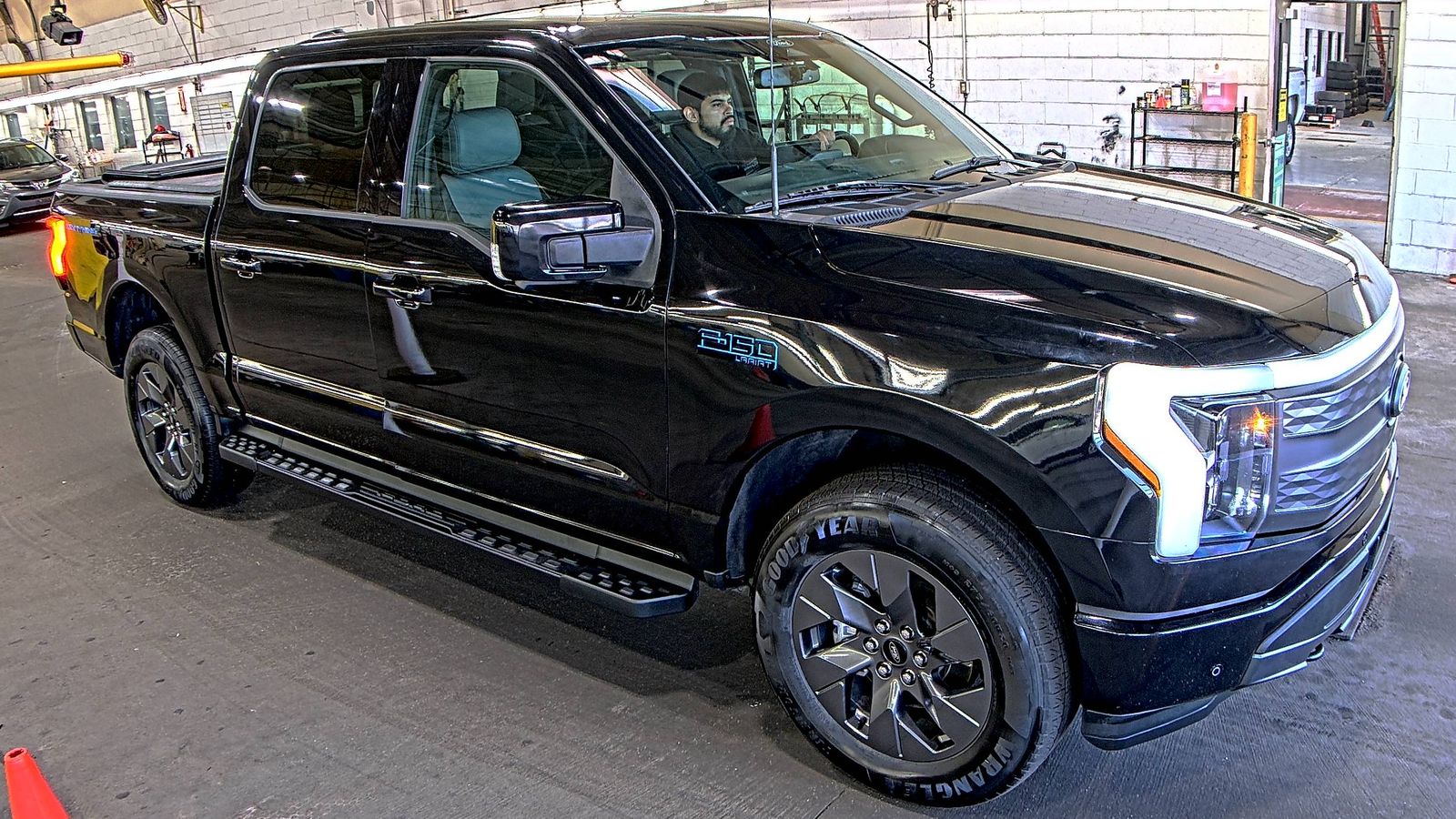 FORD F-150 - 4