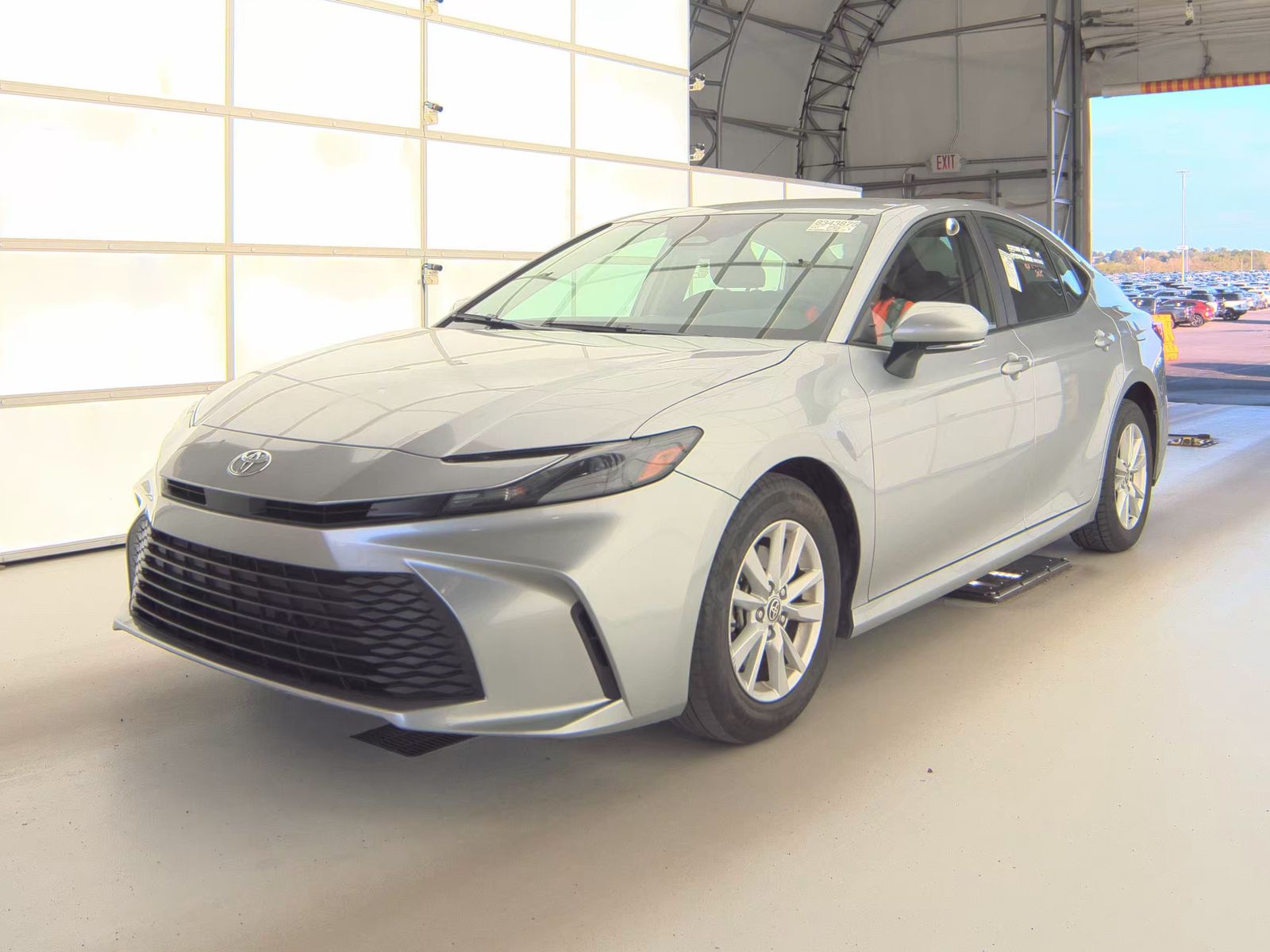 TOYOTA CAMRY - 1