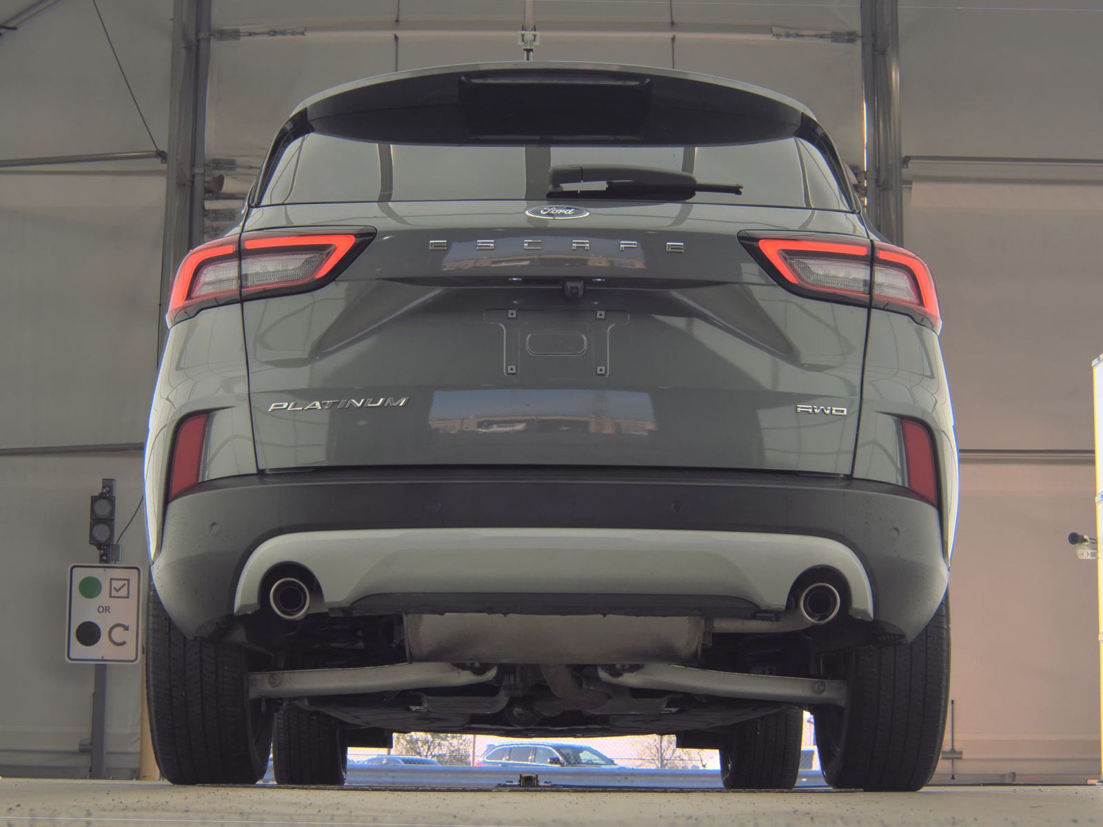 FORD ESCAPE - 8
