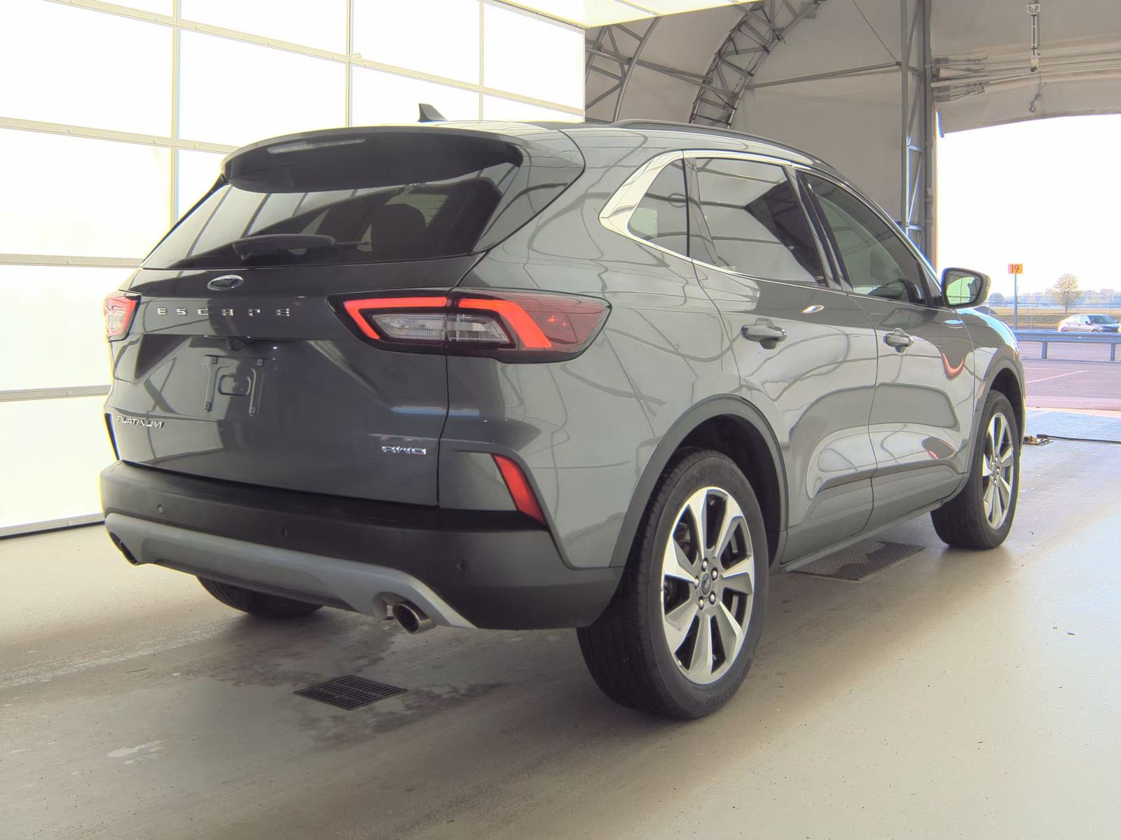 FORD ESCAPE - 6