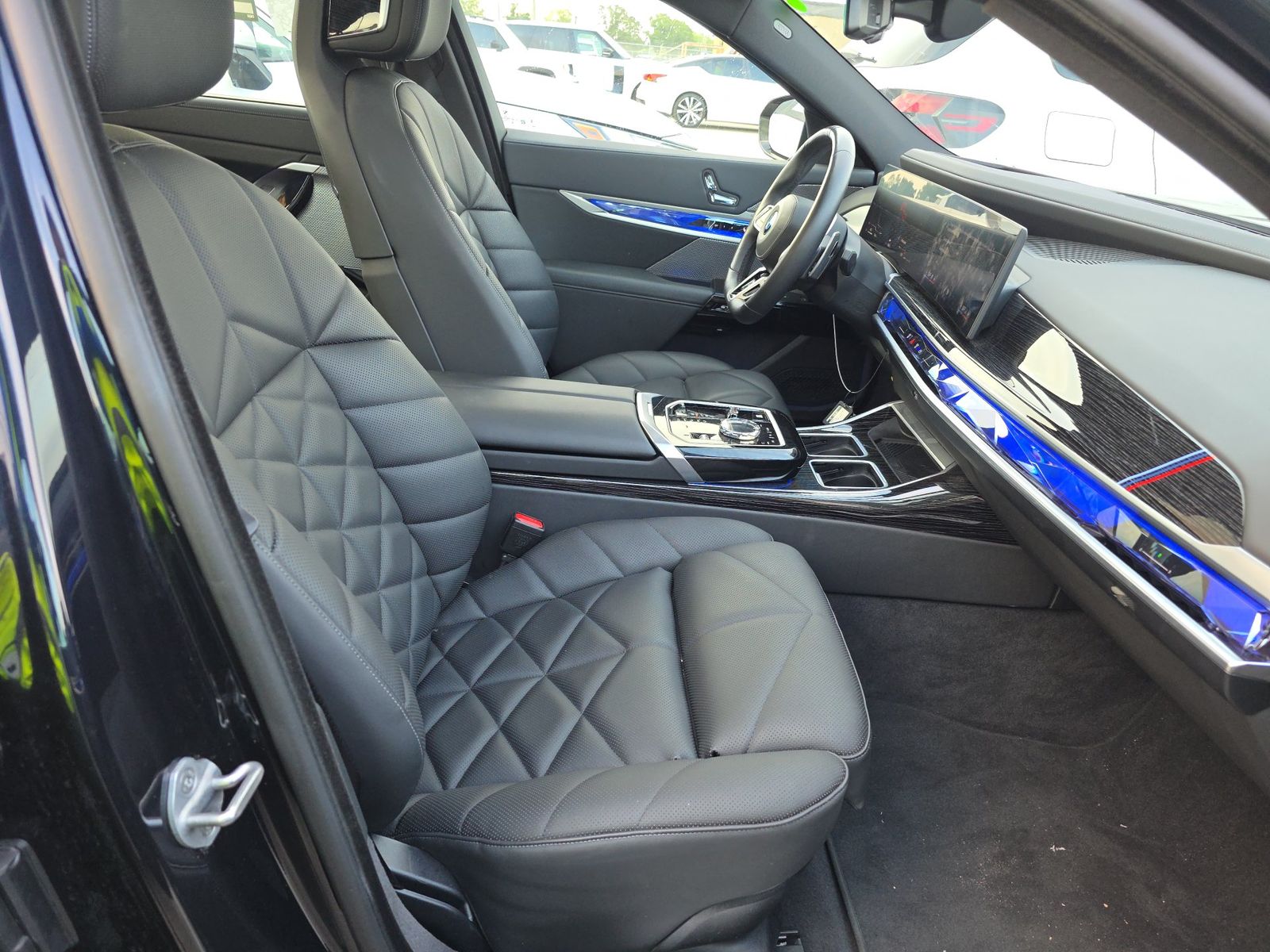 2025 BMW 7 Series 740i xDrive AWD