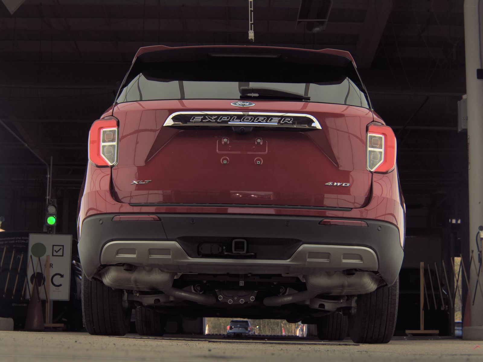 FORD EXPLORER - 8