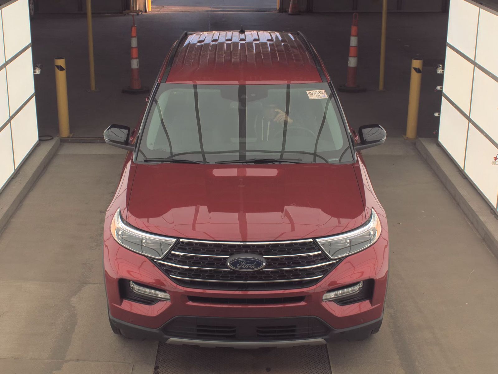 FORD EXPLORER - 3