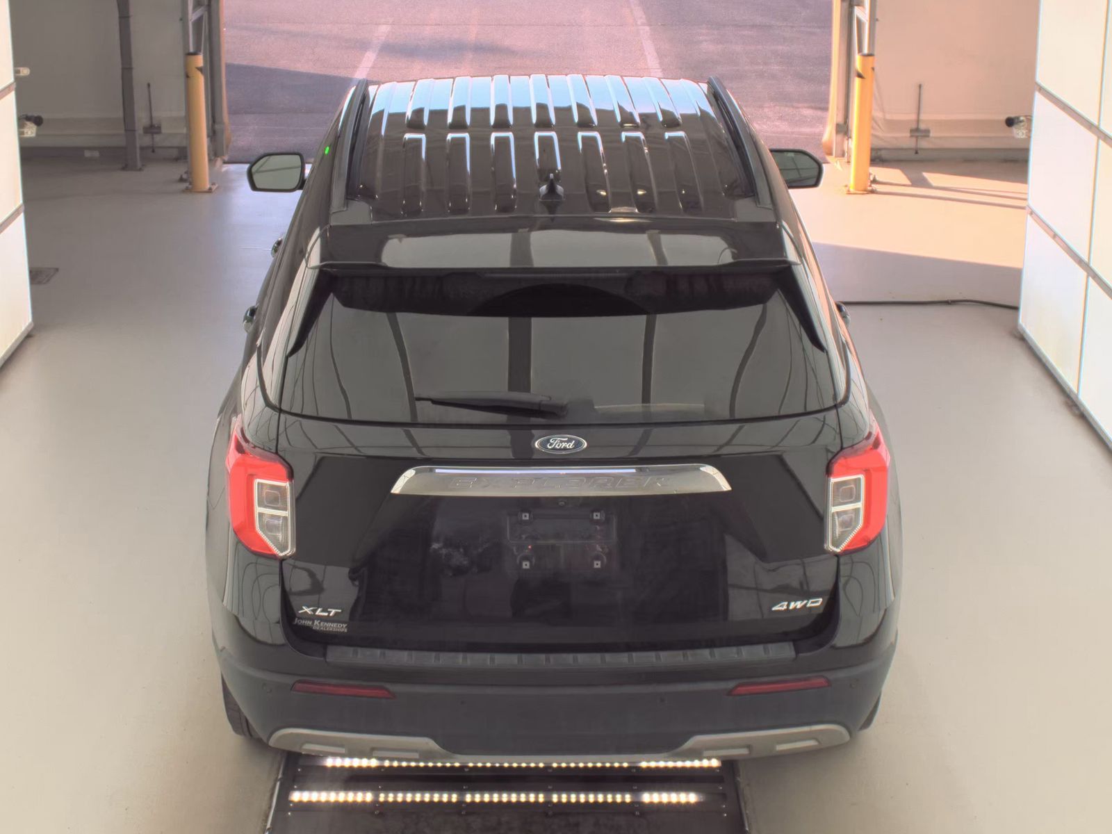 FORD EXPLORER - 7