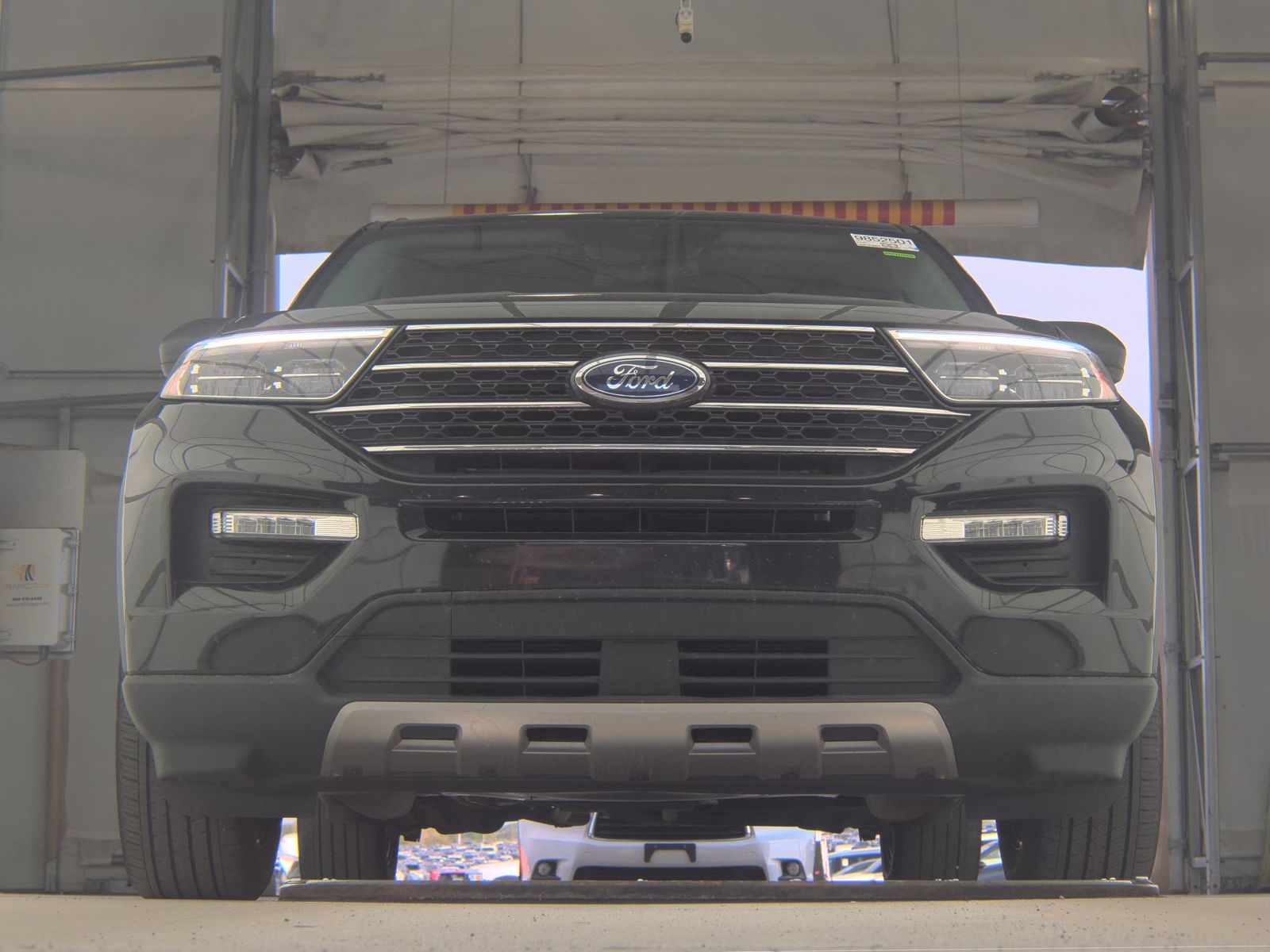 FORD EXPLORER - 4