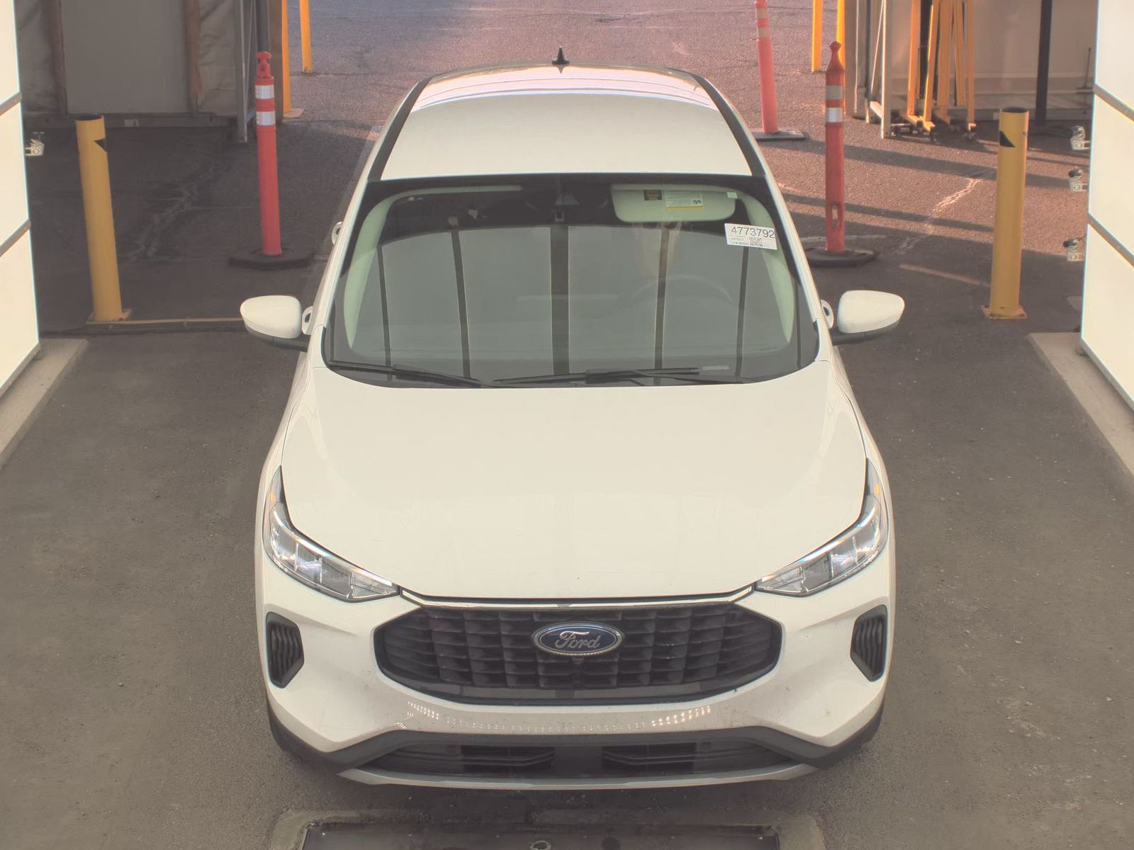 FORD ESCAPE - 3