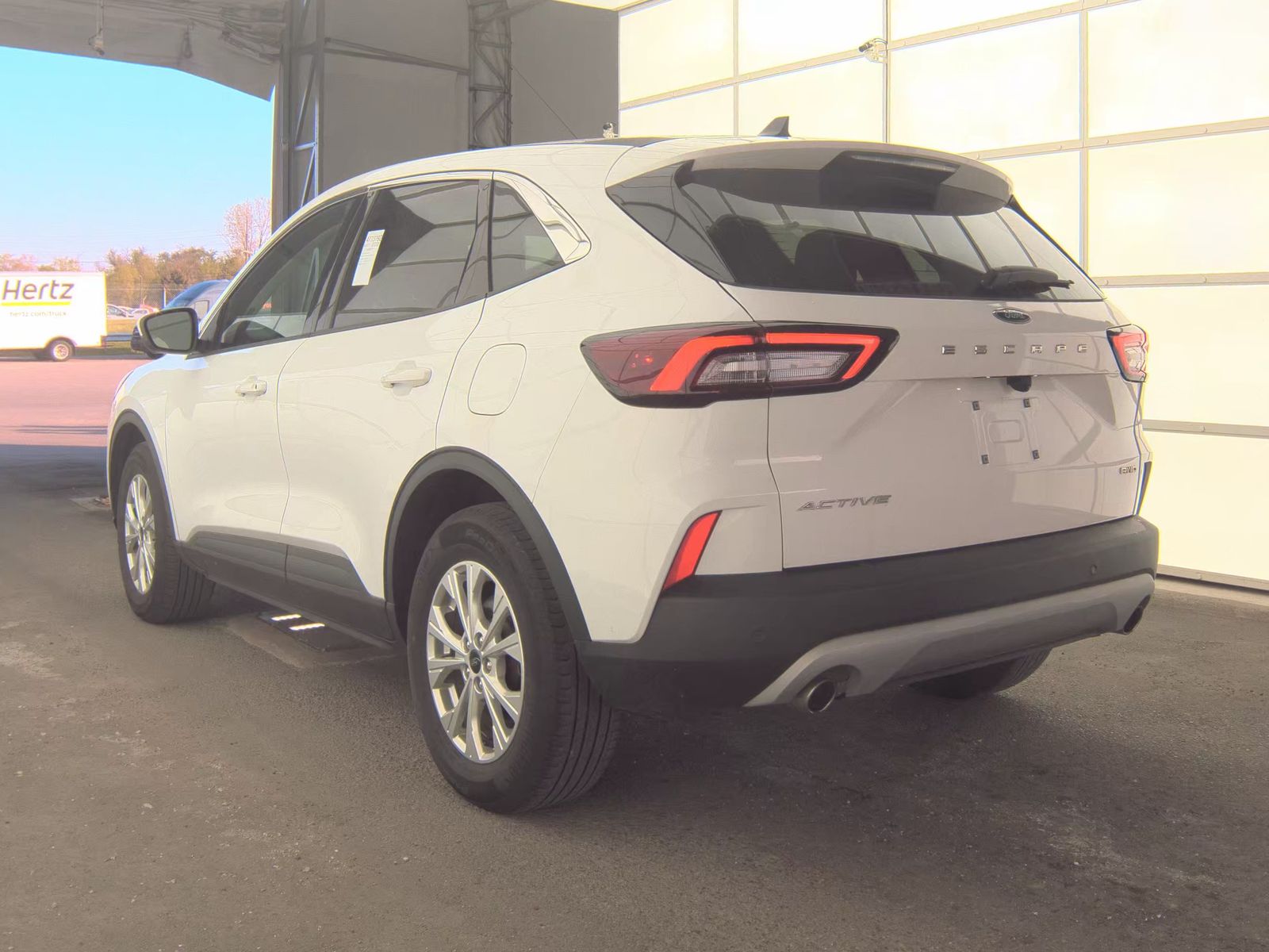 FORD ESCAPE - 9