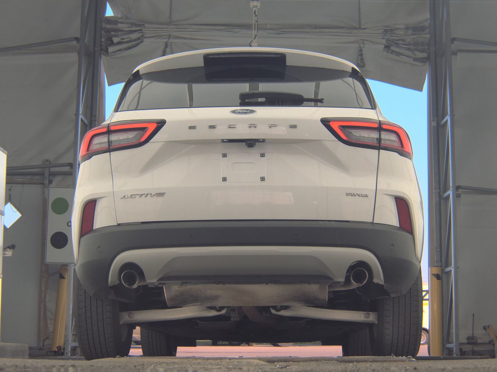 FORD ESCAPE - 8