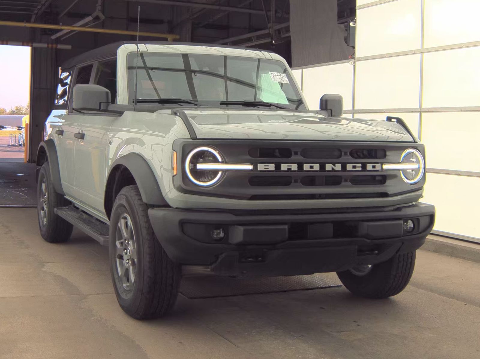 FORD BRONCO - 5