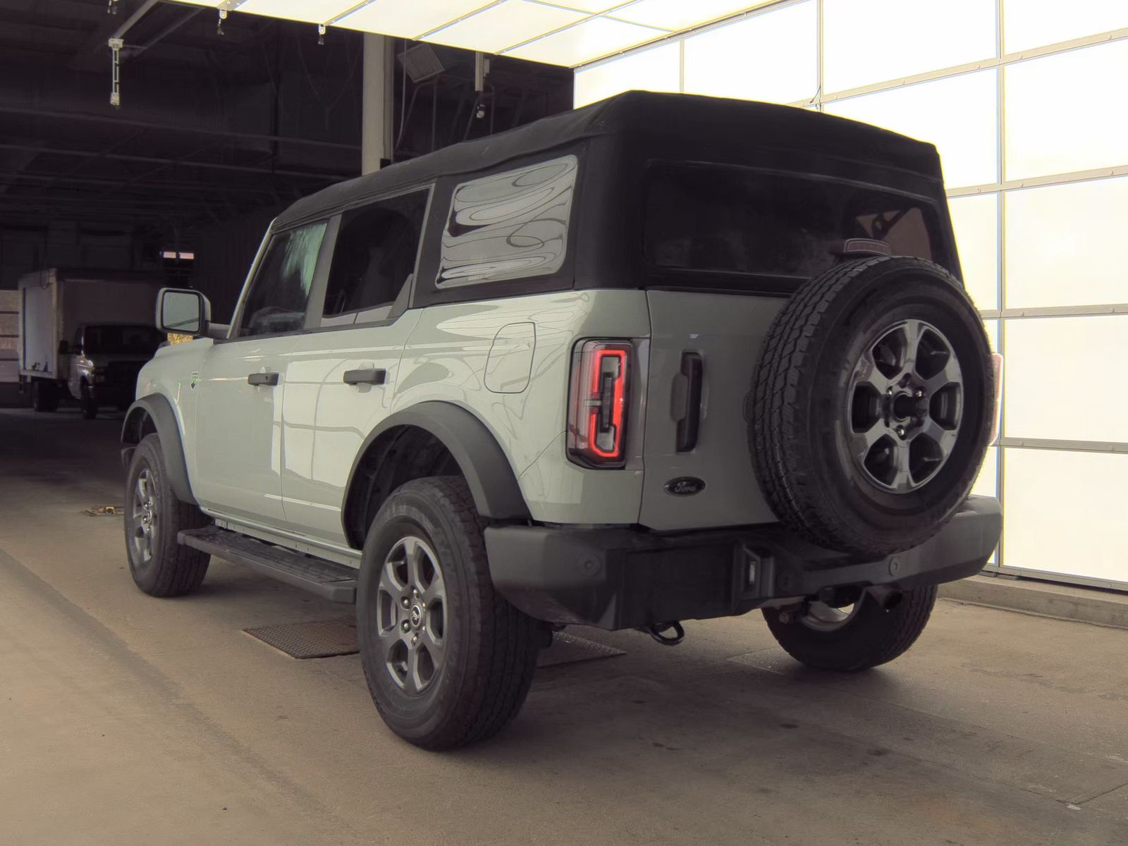 FORD BRONCO - 9