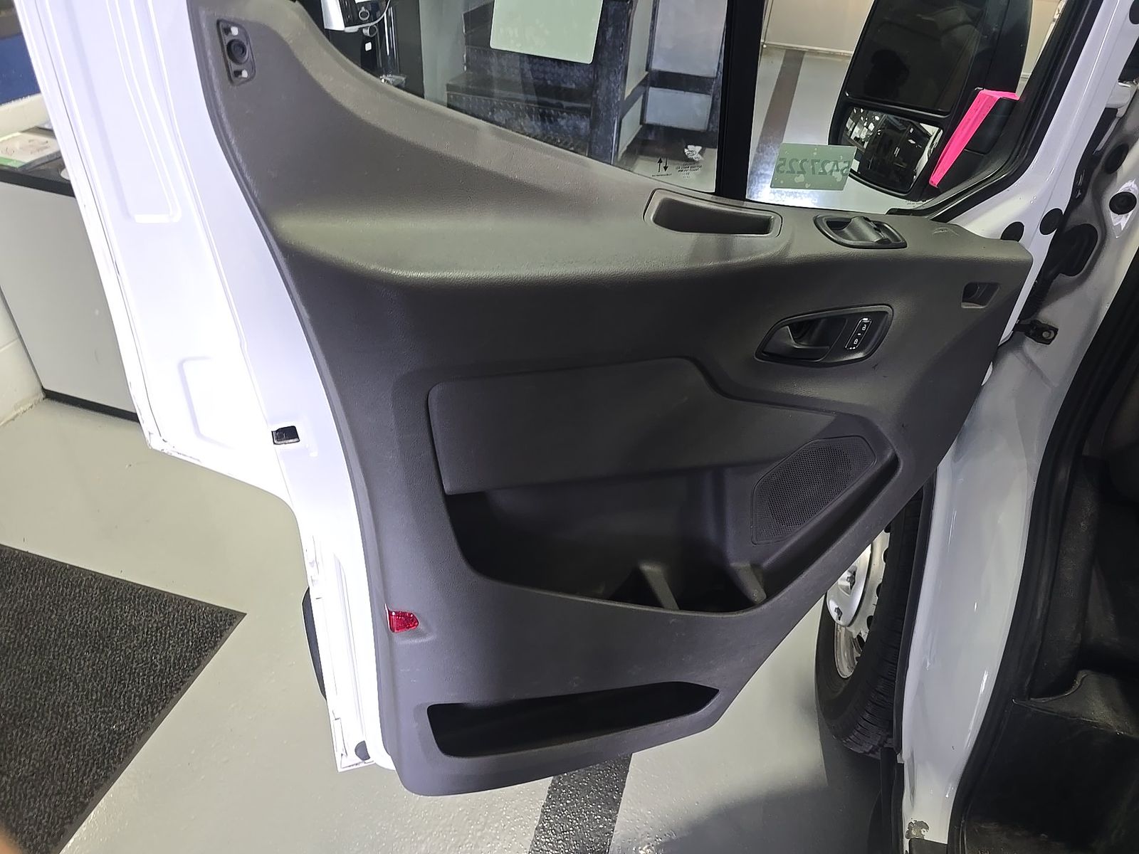 FORD TRANSIT 250 - 10