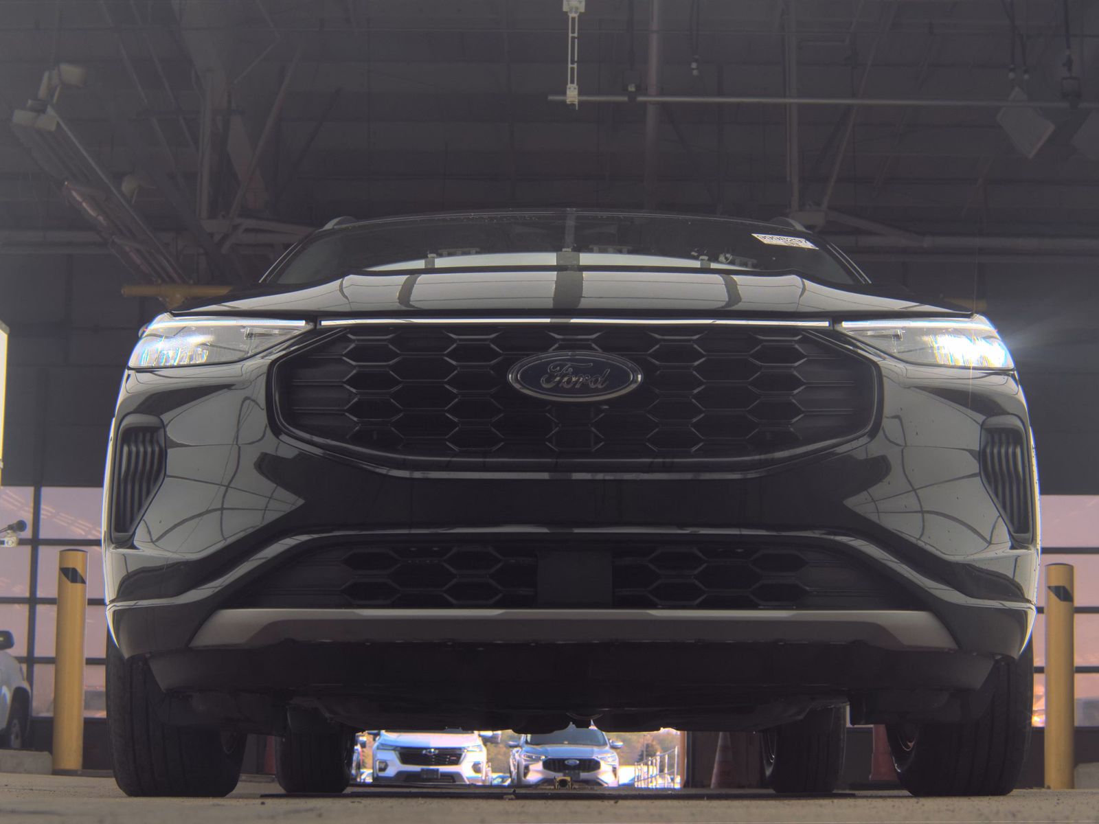 FORD ESCAPE - 4