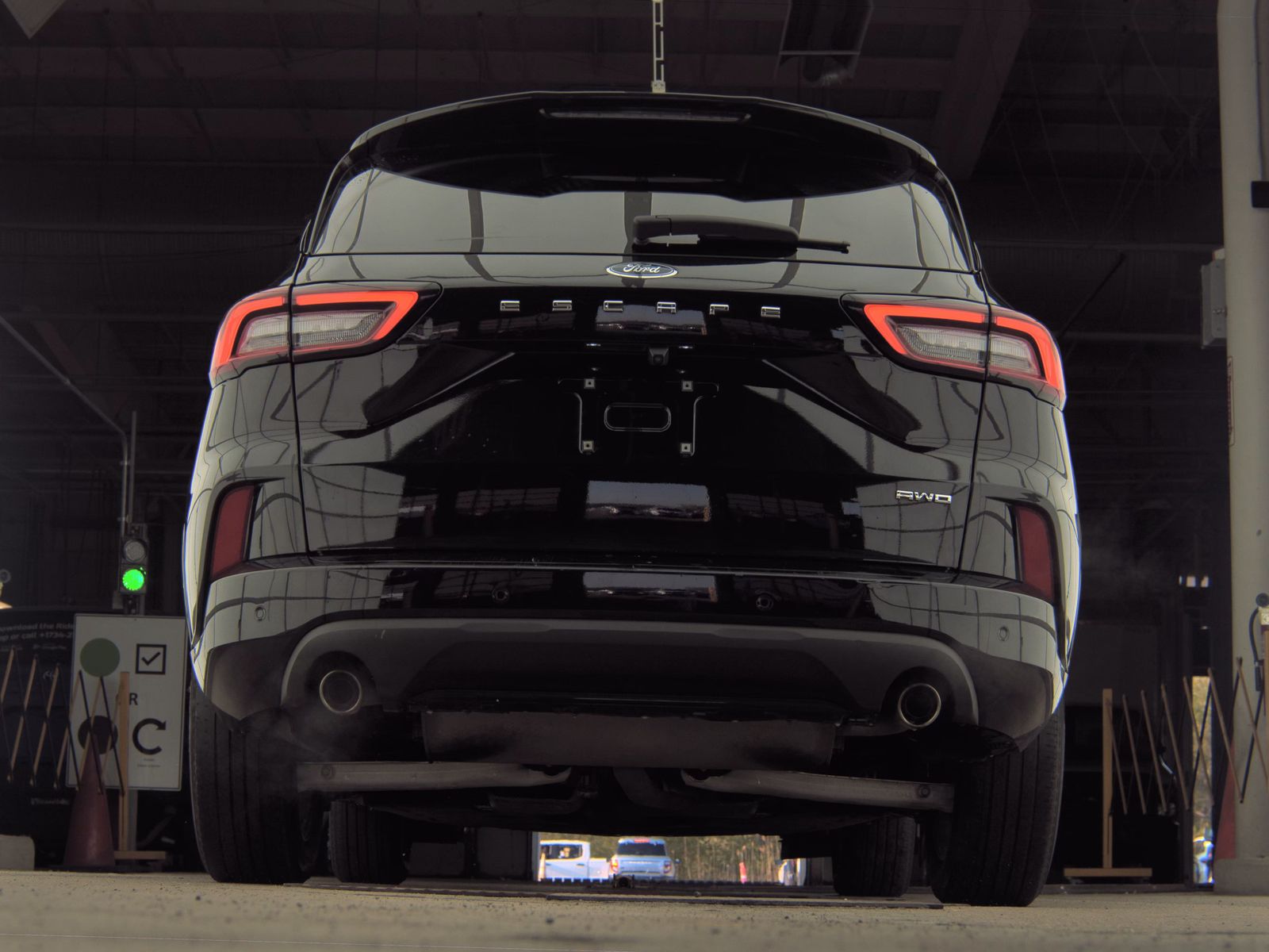 FORD ESCAPE - 8