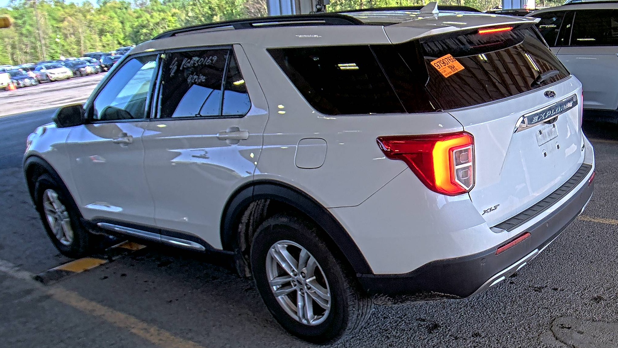 FORD EXPLORER - 7