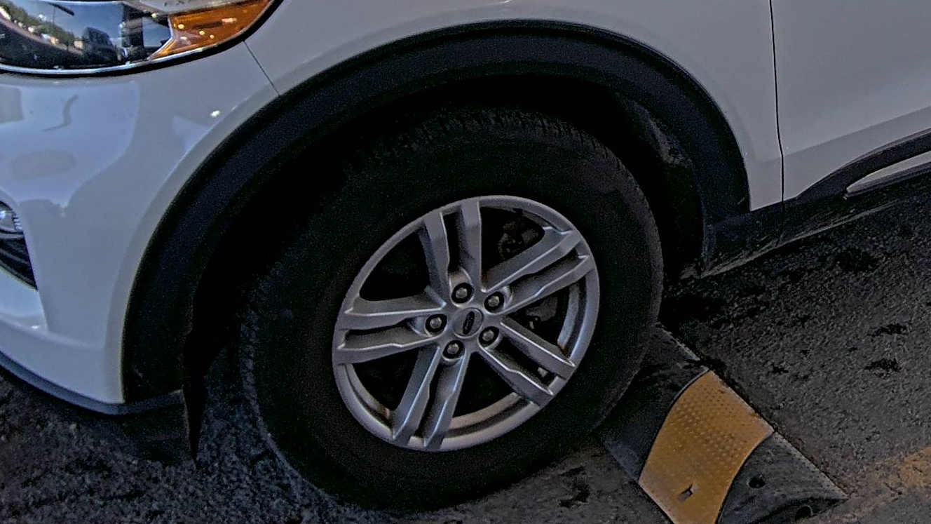 FORD EXPLORER - 8