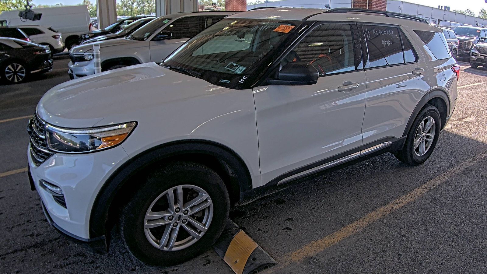 FORD EXPLORER - 1