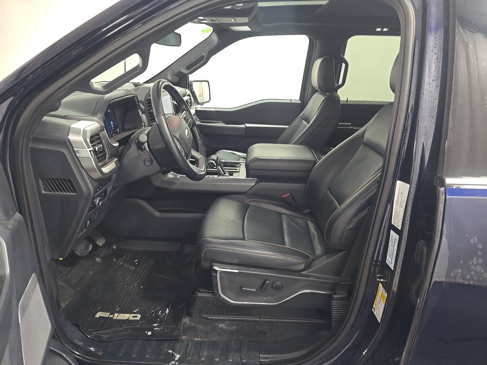 FORD F-150 - 8