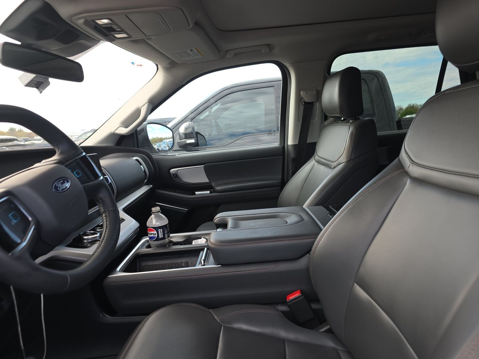 FORD EXPEDITION - 8