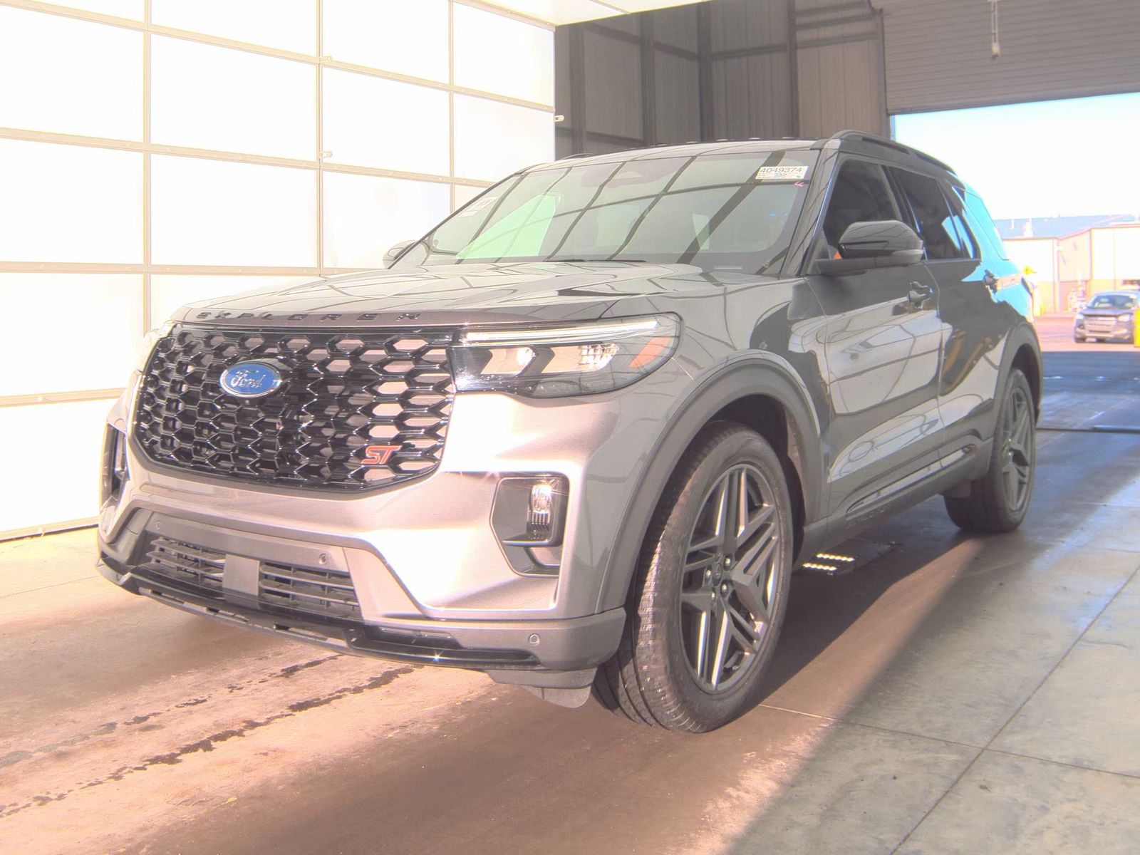 FORD EXPLORER - 1