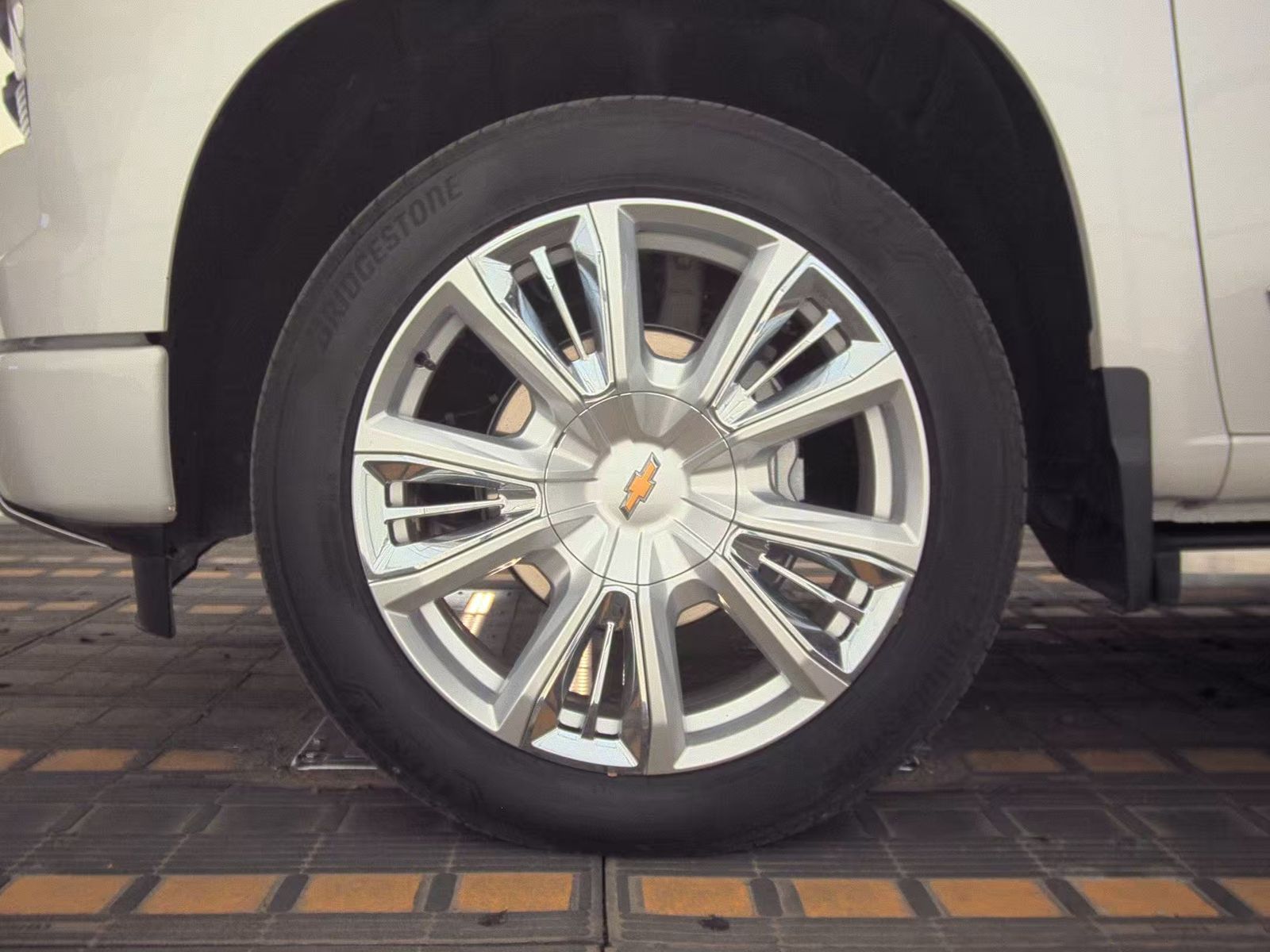 2023 Chevrolet Silverado 1500 High Country AWD
