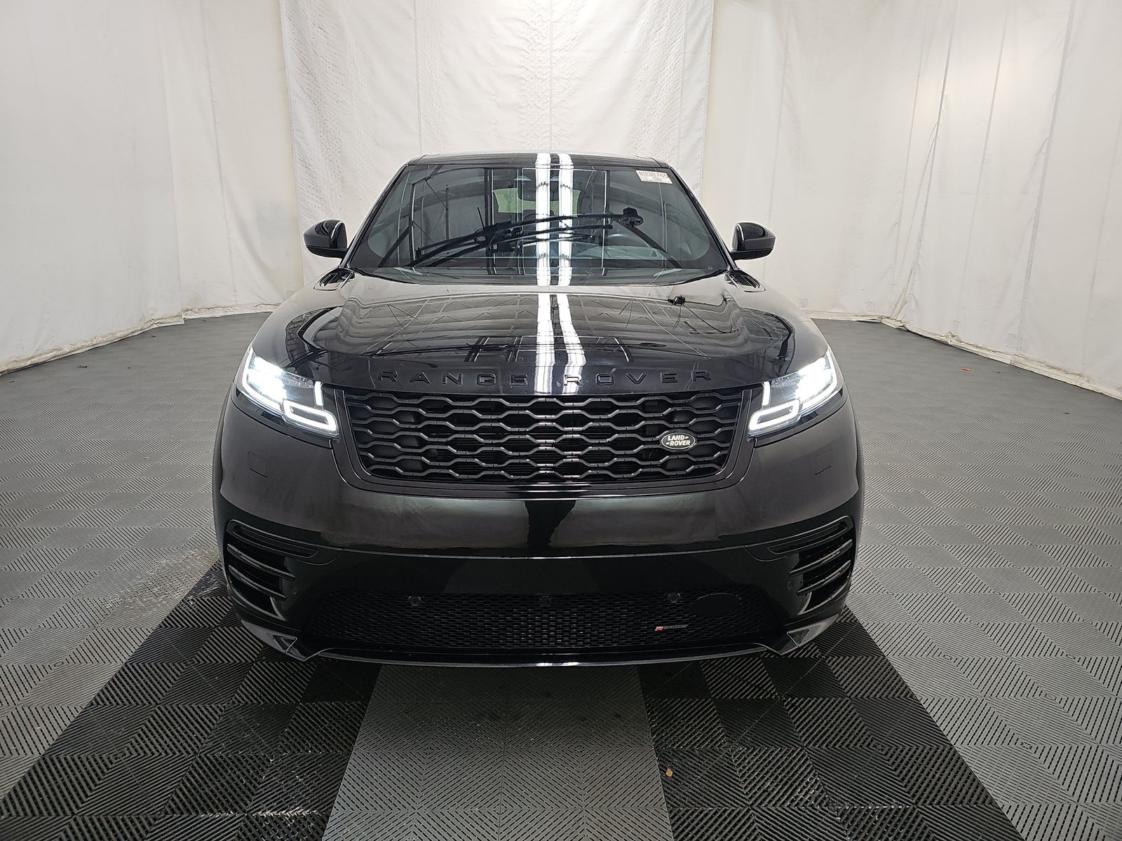 2023 Land Rover Range Rover Velar R-Dynamic S FWD