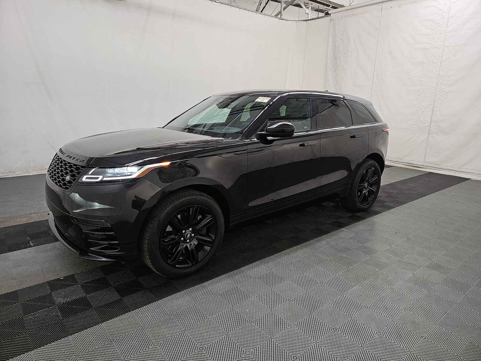 2023 Land Rover Range Rover Velar R-Dynamic S FWD