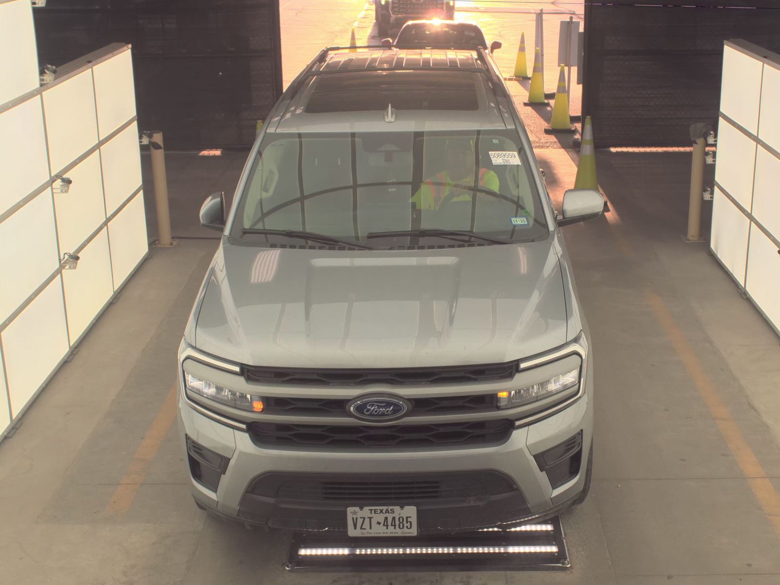 FORD EXPEDITION MAX - 3