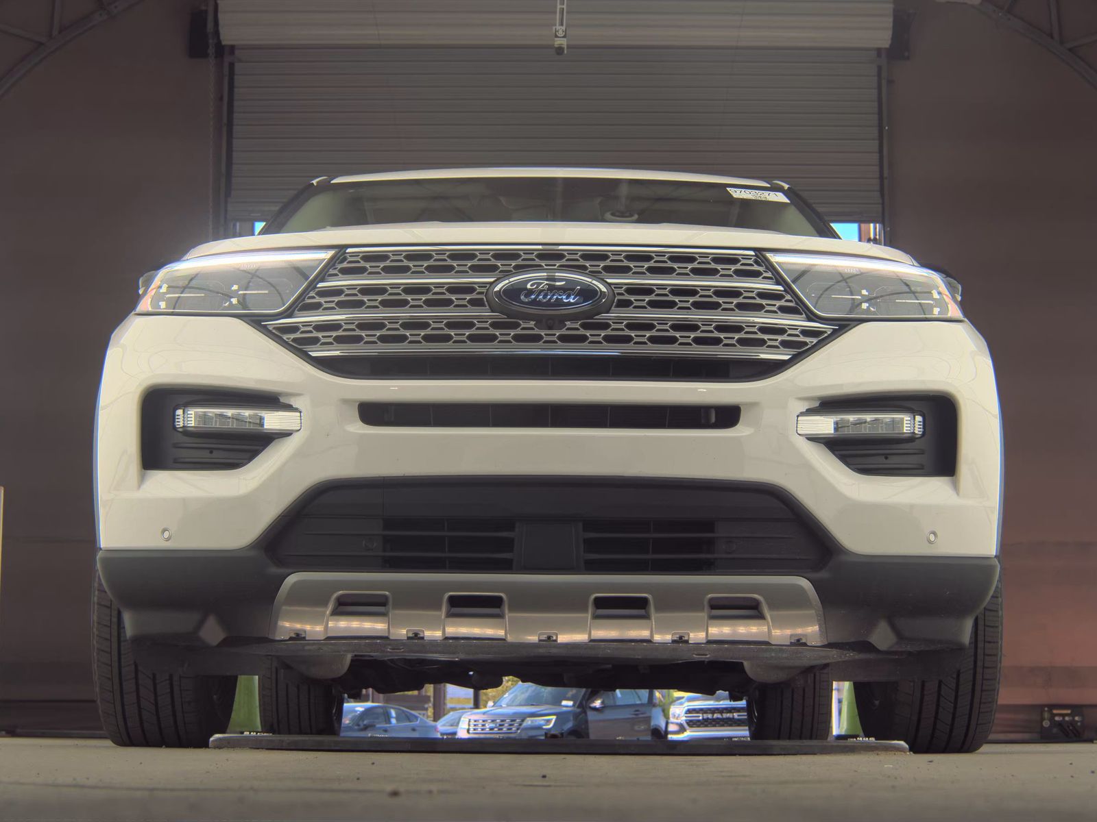 FORD EXPLORER - 4