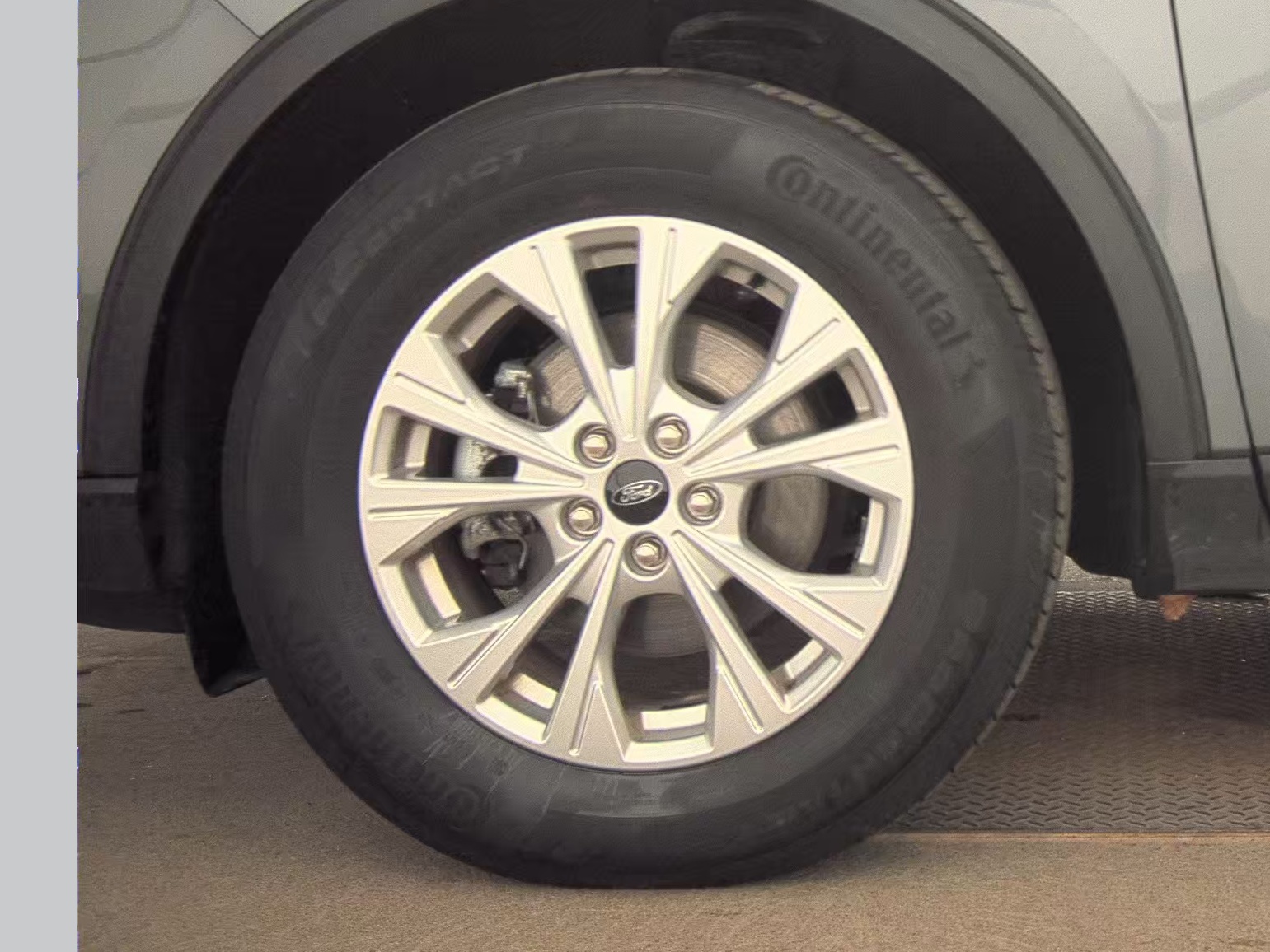 FORD ESCAPE - 10