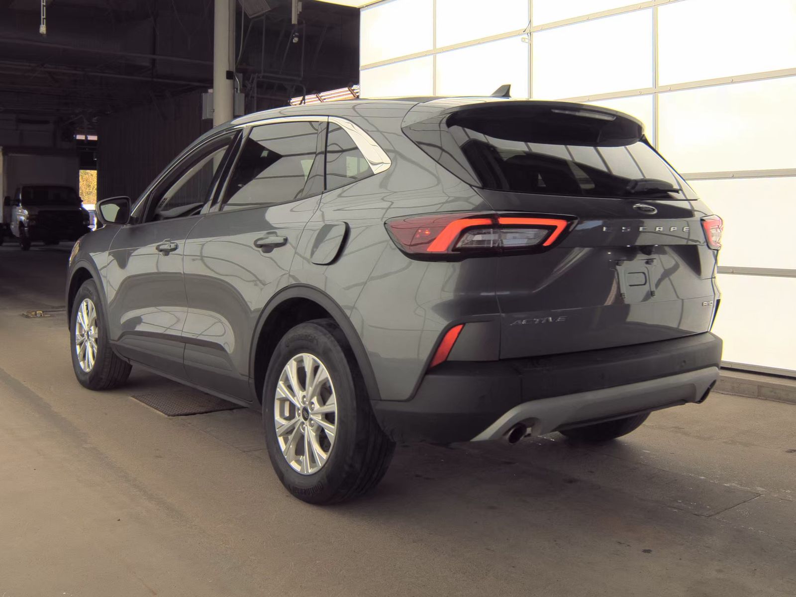 FORD ESCAPE - 9