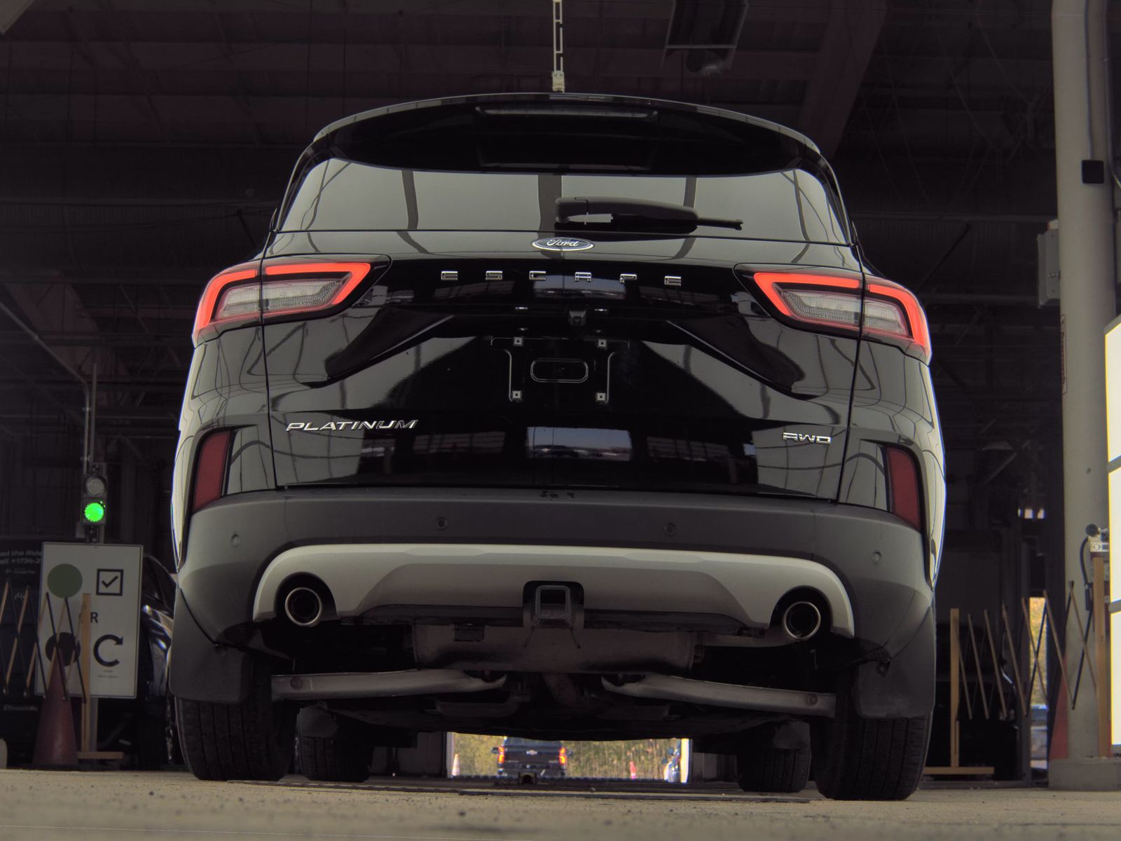 FORD ESCAPE - 8