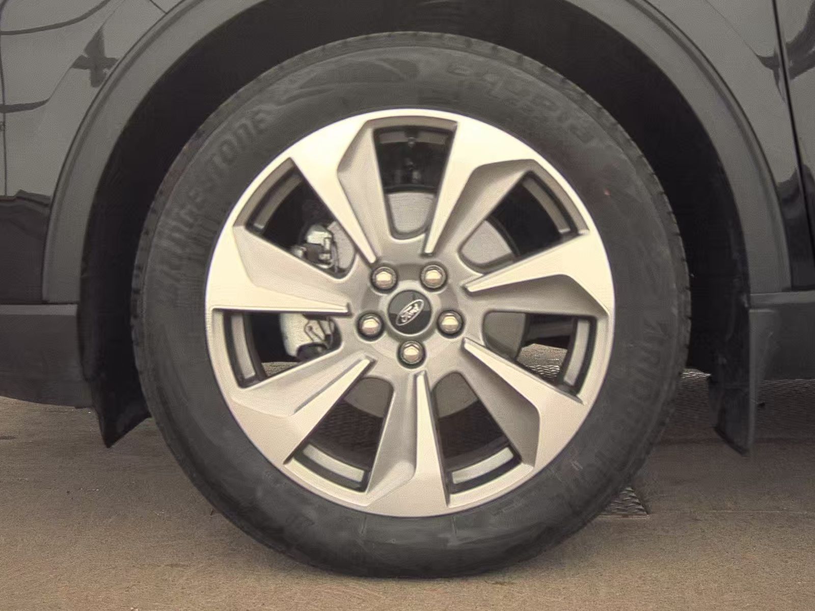 FORD ESCAPE - 10