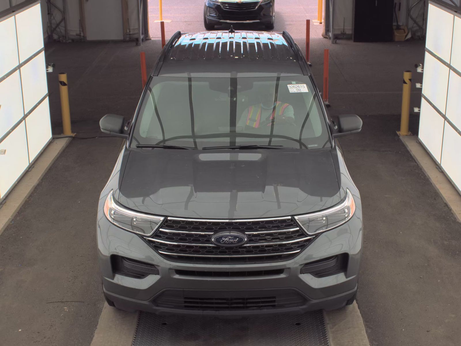 FORD EXPLORER - 3